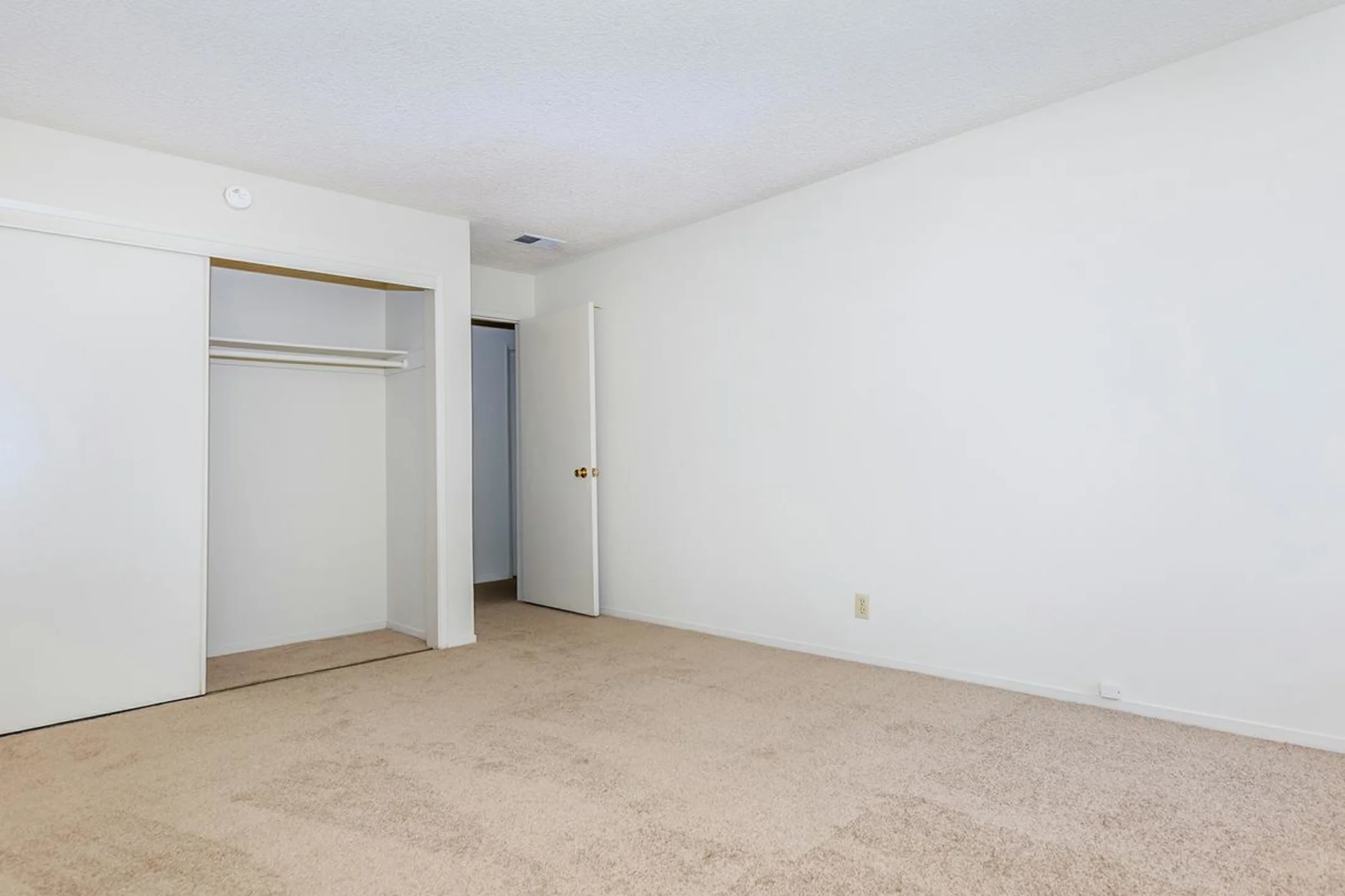 The Timbers Apartments Oxnard, CA 93036