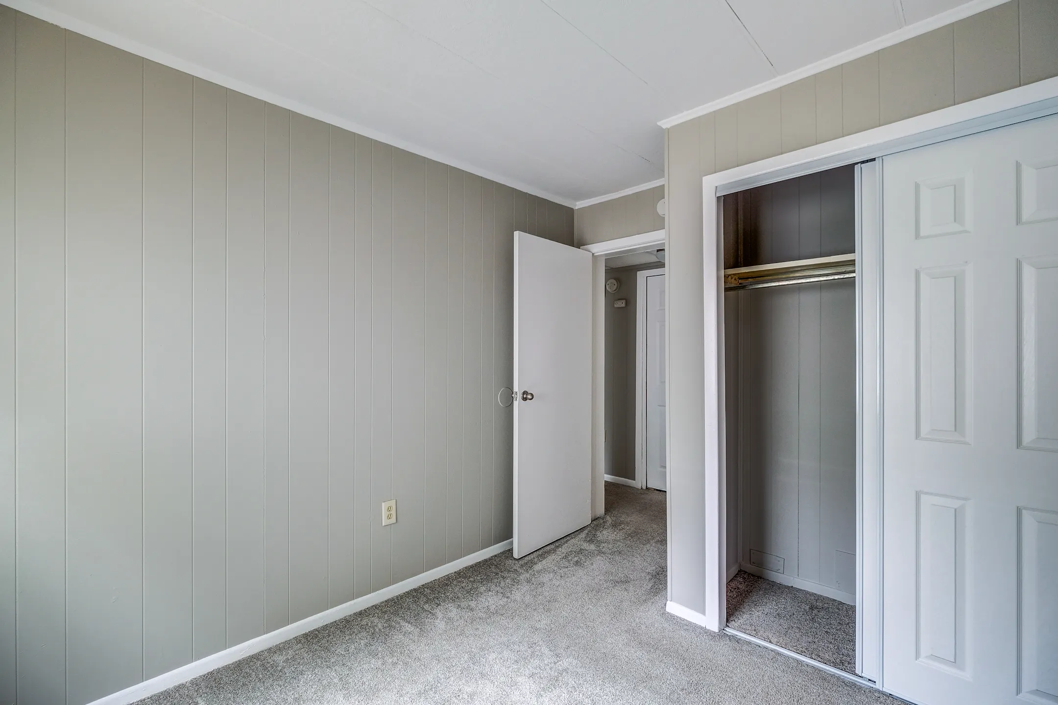 Pine Hill Village Apts 427 Piedmont Cir York, PA Apartments for