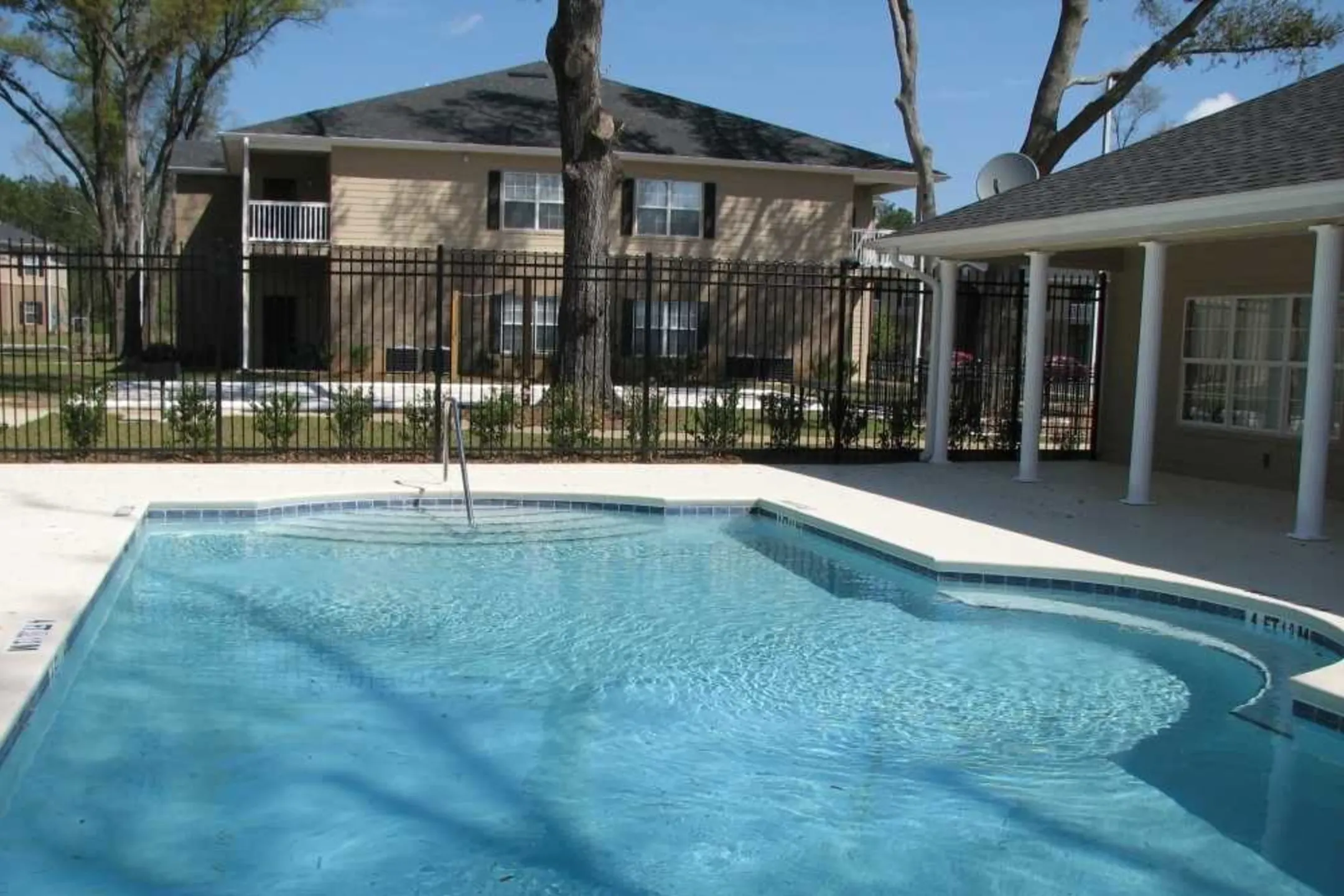 Pool - Arbours at Ensley - Pensacola, FL