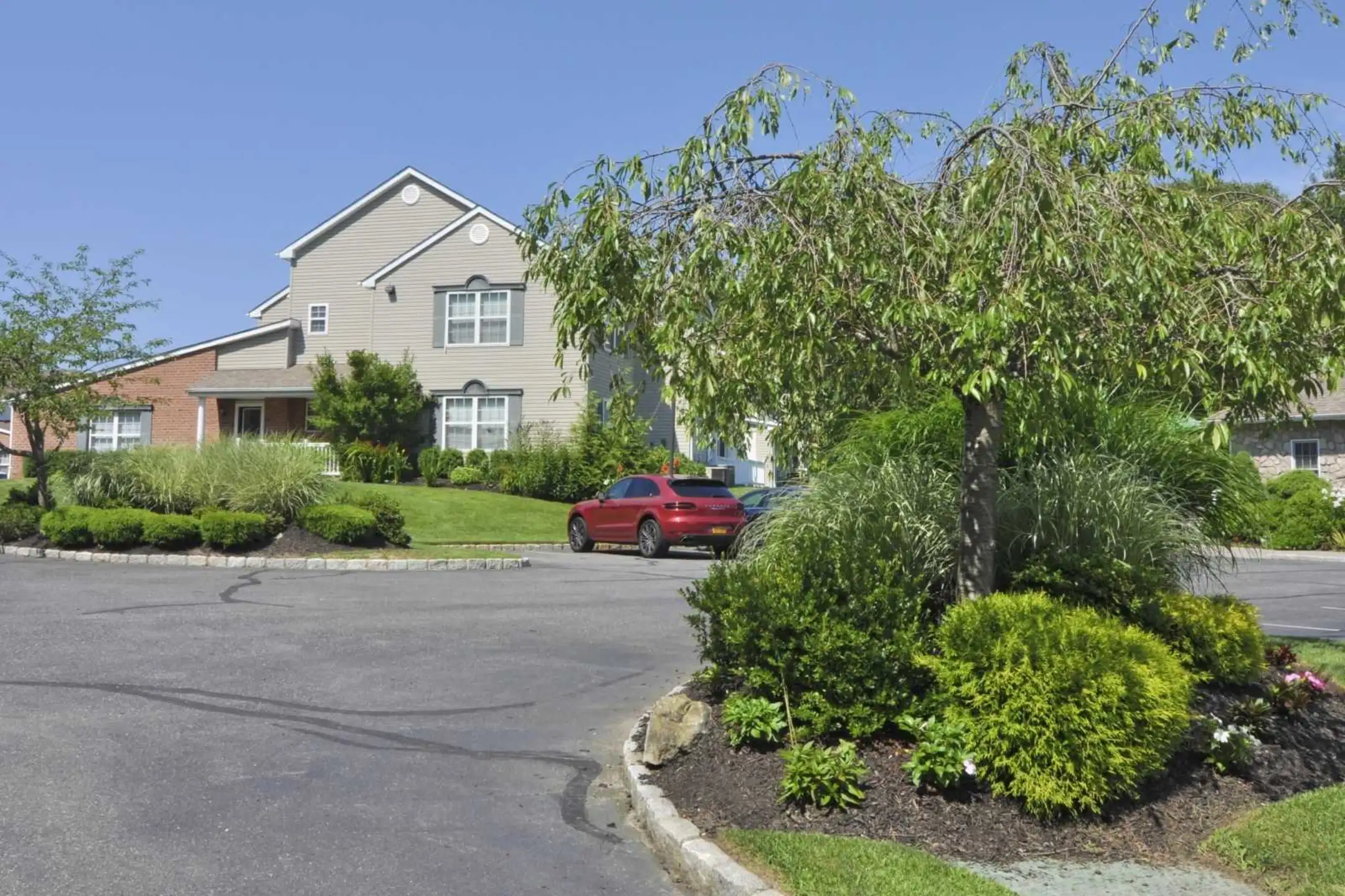 Fairfield Gables At South Setauket 164 Neal Path Centereach, NY