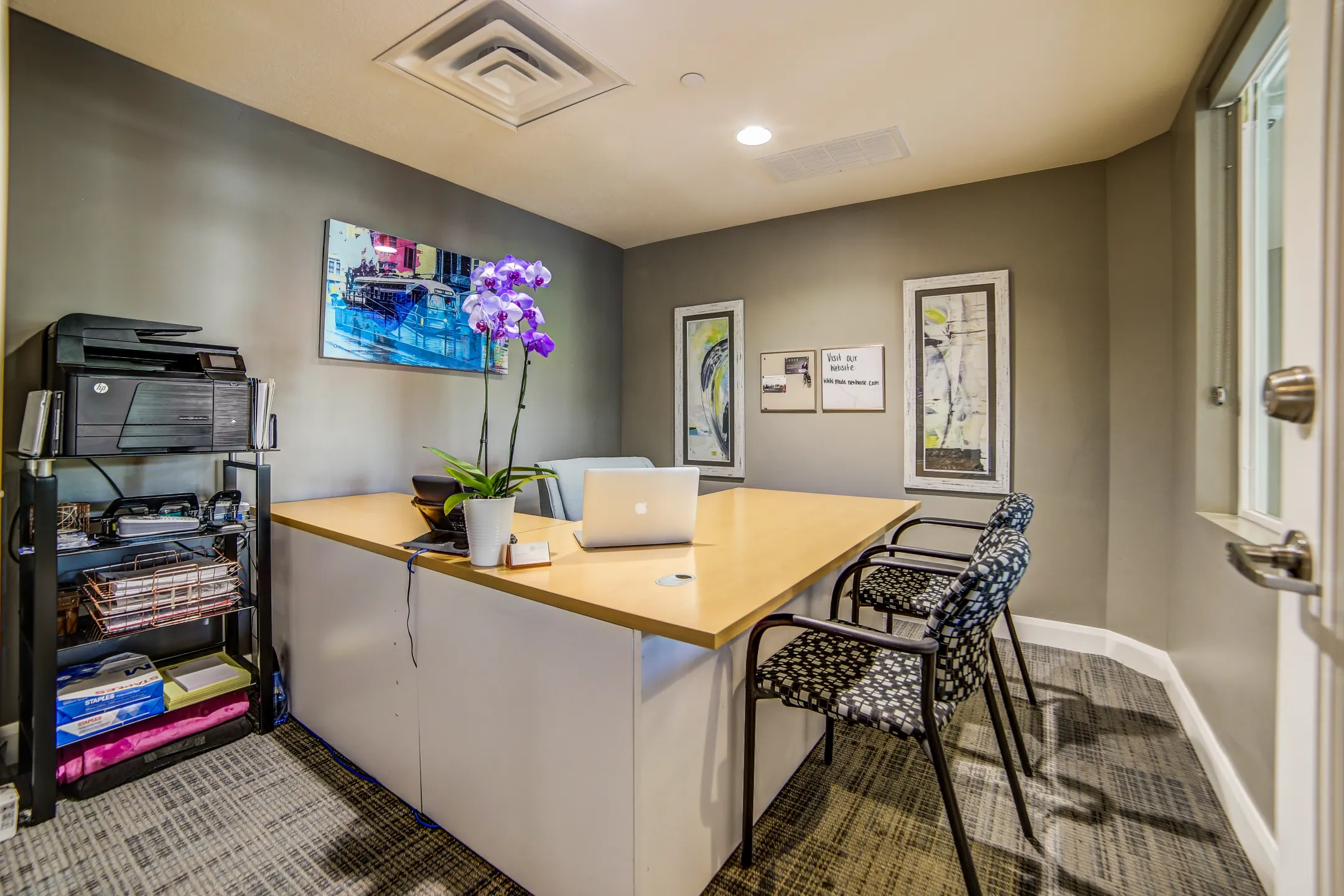 Moda Newhouse Apartments Salt Lake City, UT 84102