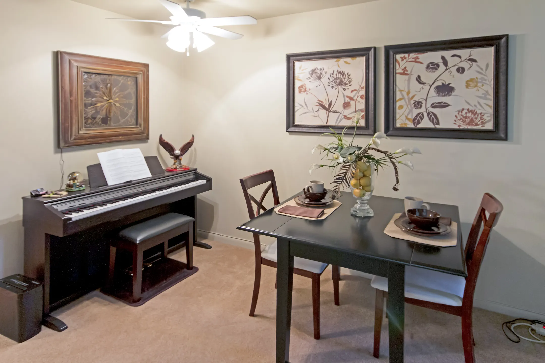 Dining Room - Brook Forest Apartments - Bensenville, IL