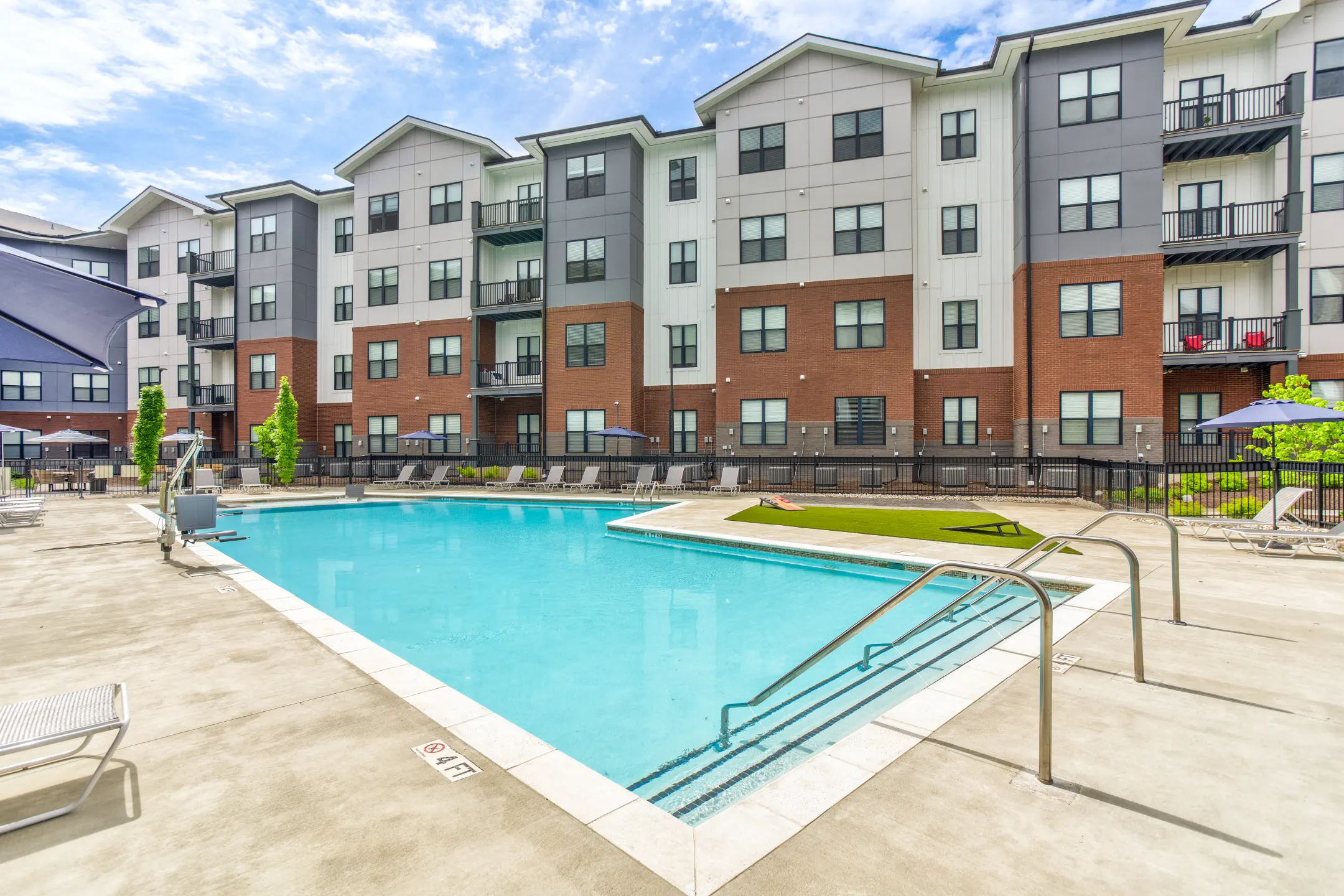 The Crockett Apartments - Hermitage, TN 37076