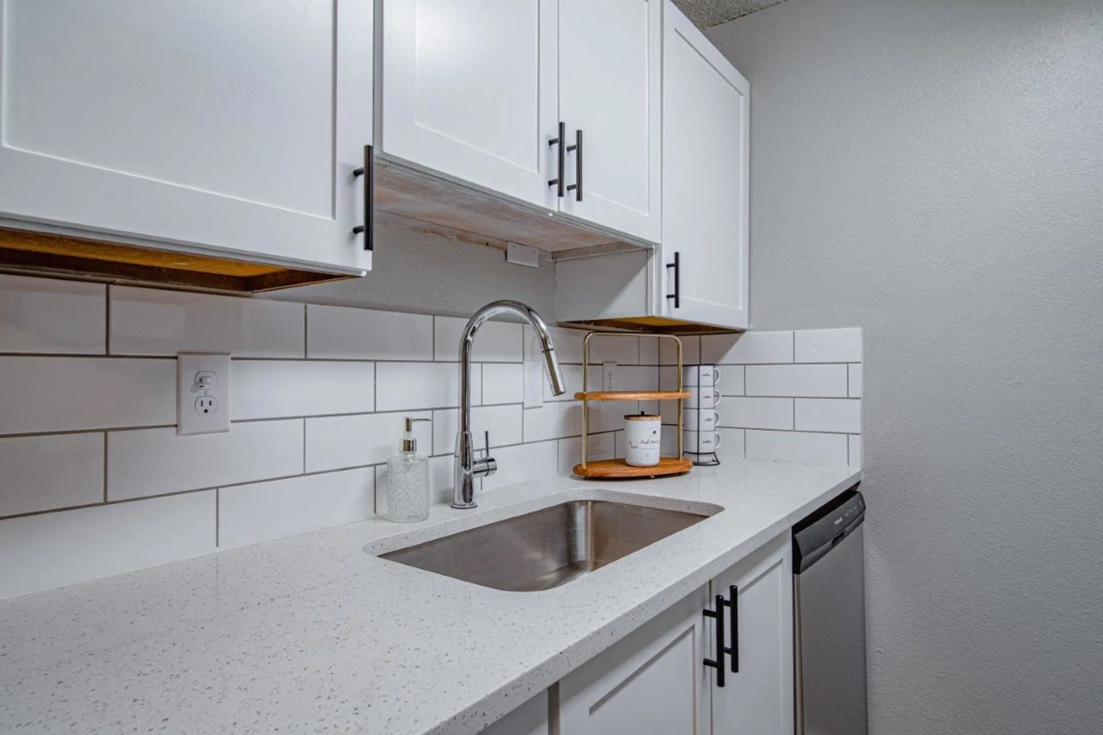 Jefferson West Apartments 2815 W Madison Ave Boise, ID Apartments