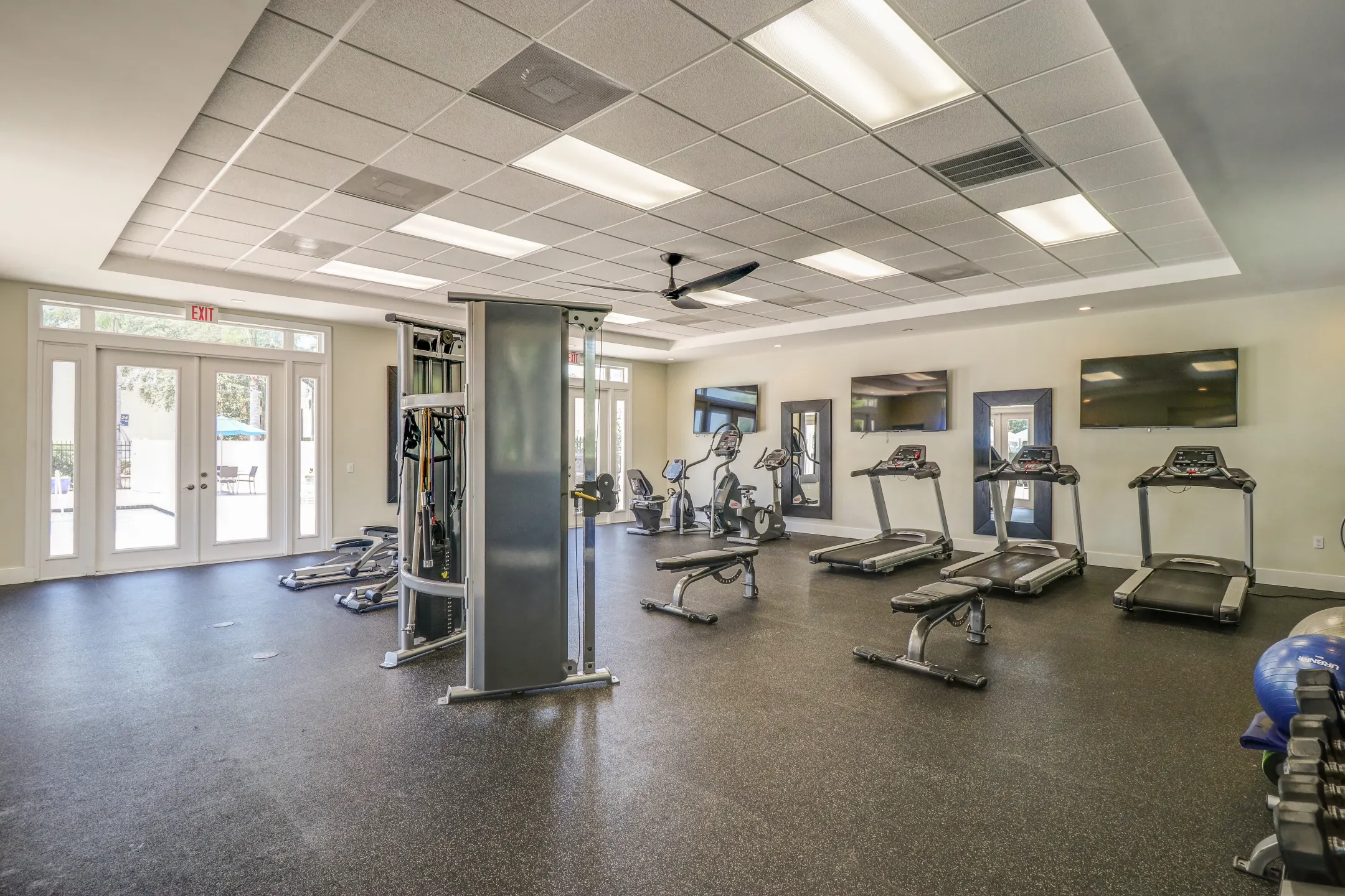 Fitness Weight Room - Innovo Living on Waters - Tampa, FL
