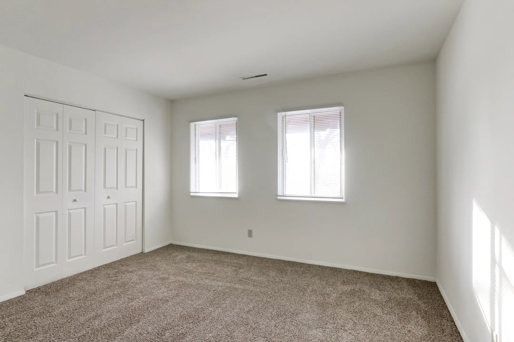 Elkhart Green Apartments 123 W Hively Ave Elkhart, IN Apartments for Rent Rent.