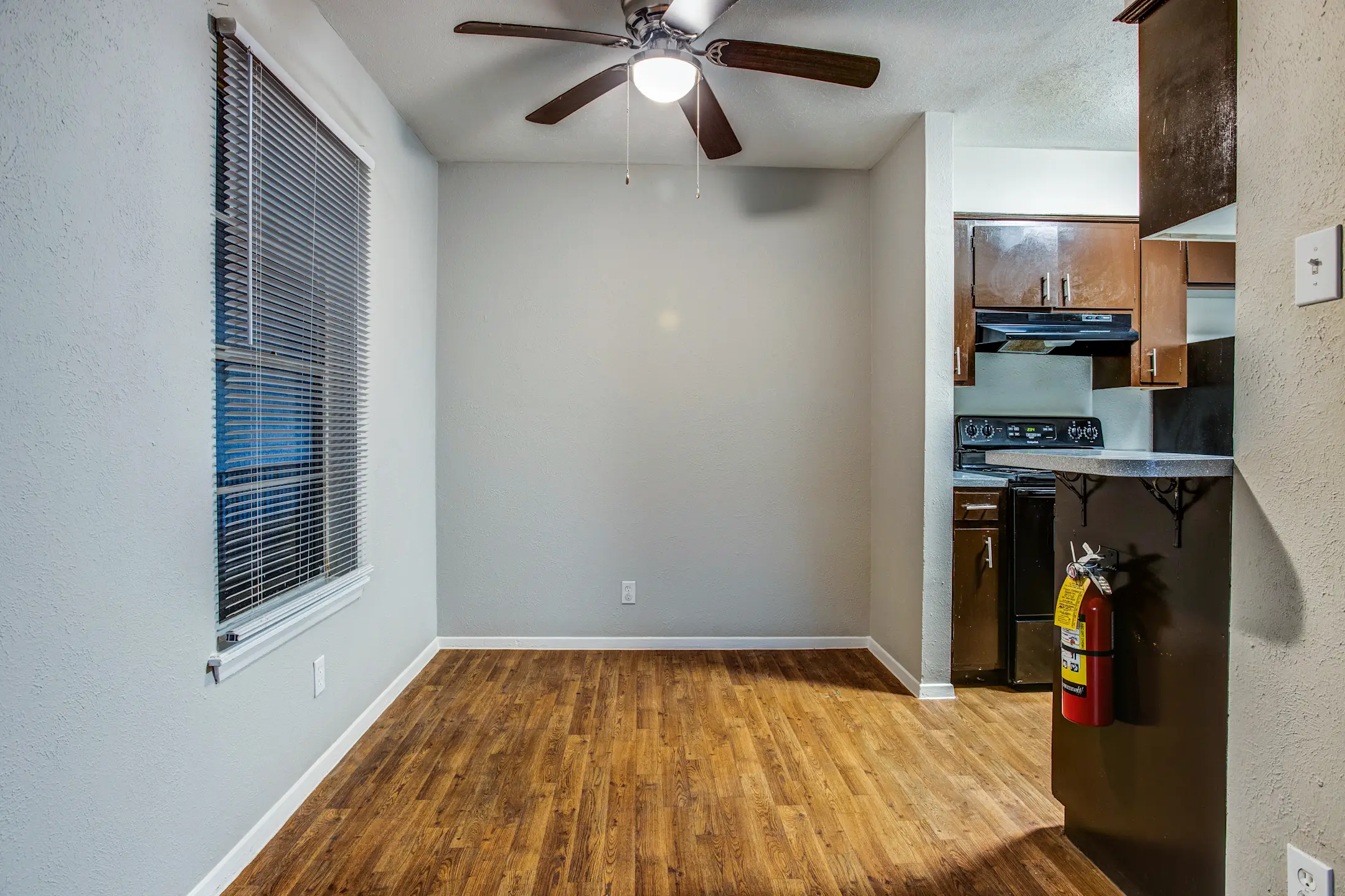 SG Apartments 1414 W Santa Gertrudis St Kingsville, TX Apartments