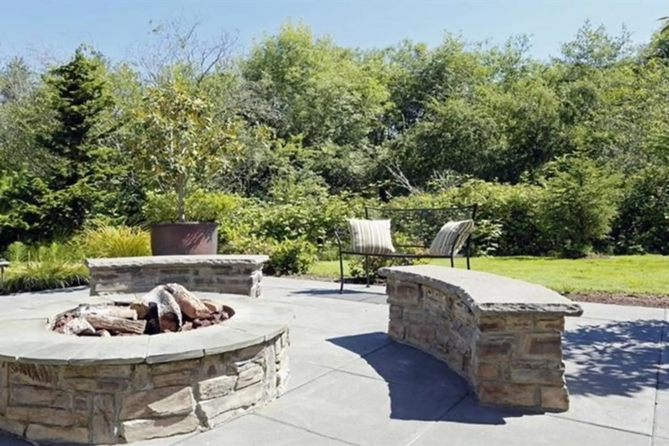 Patio / Deck - Murrayhill Park - Beaverton, OR