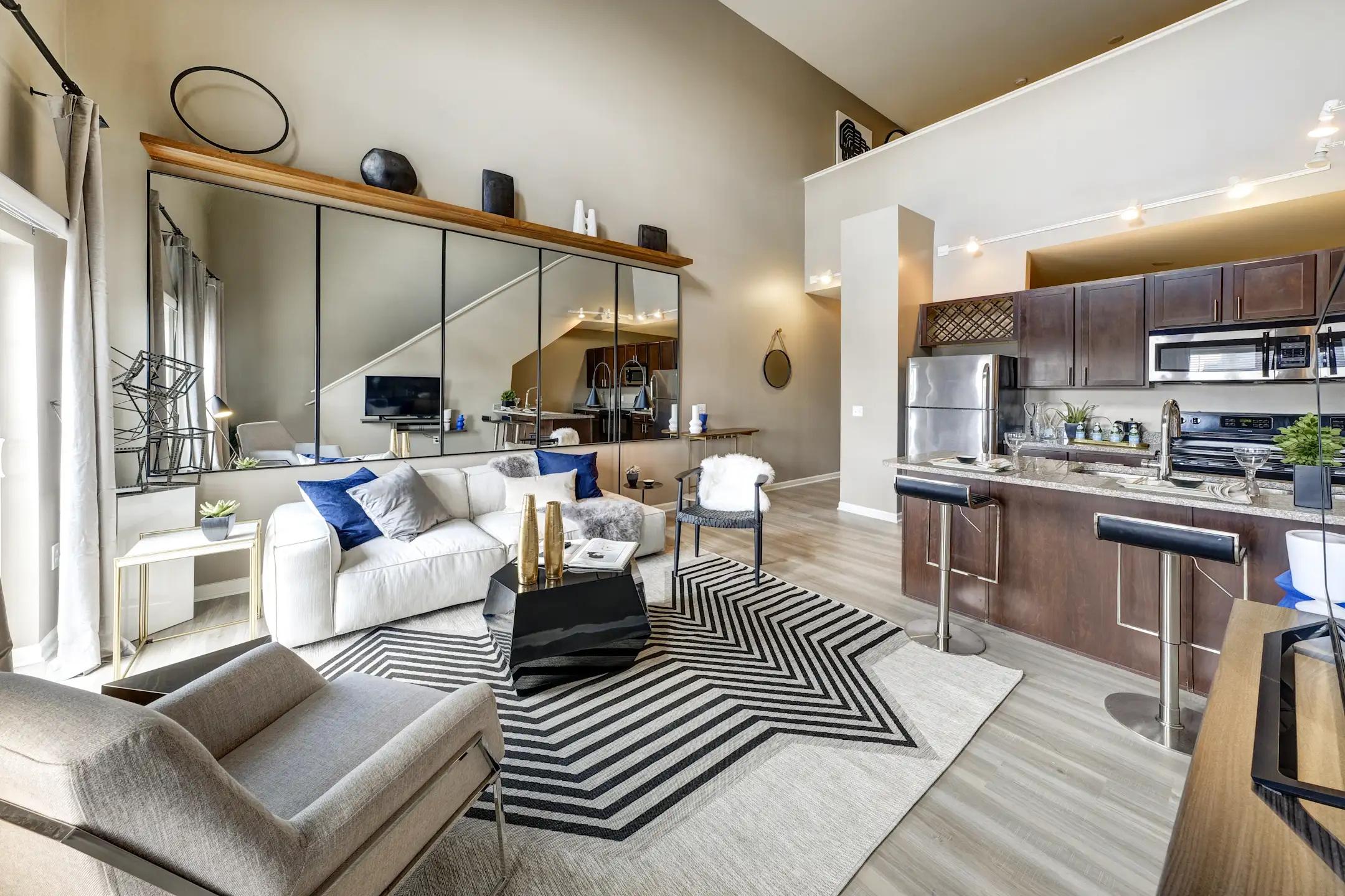 Sophia Square Apartments Carmel, IN 46032