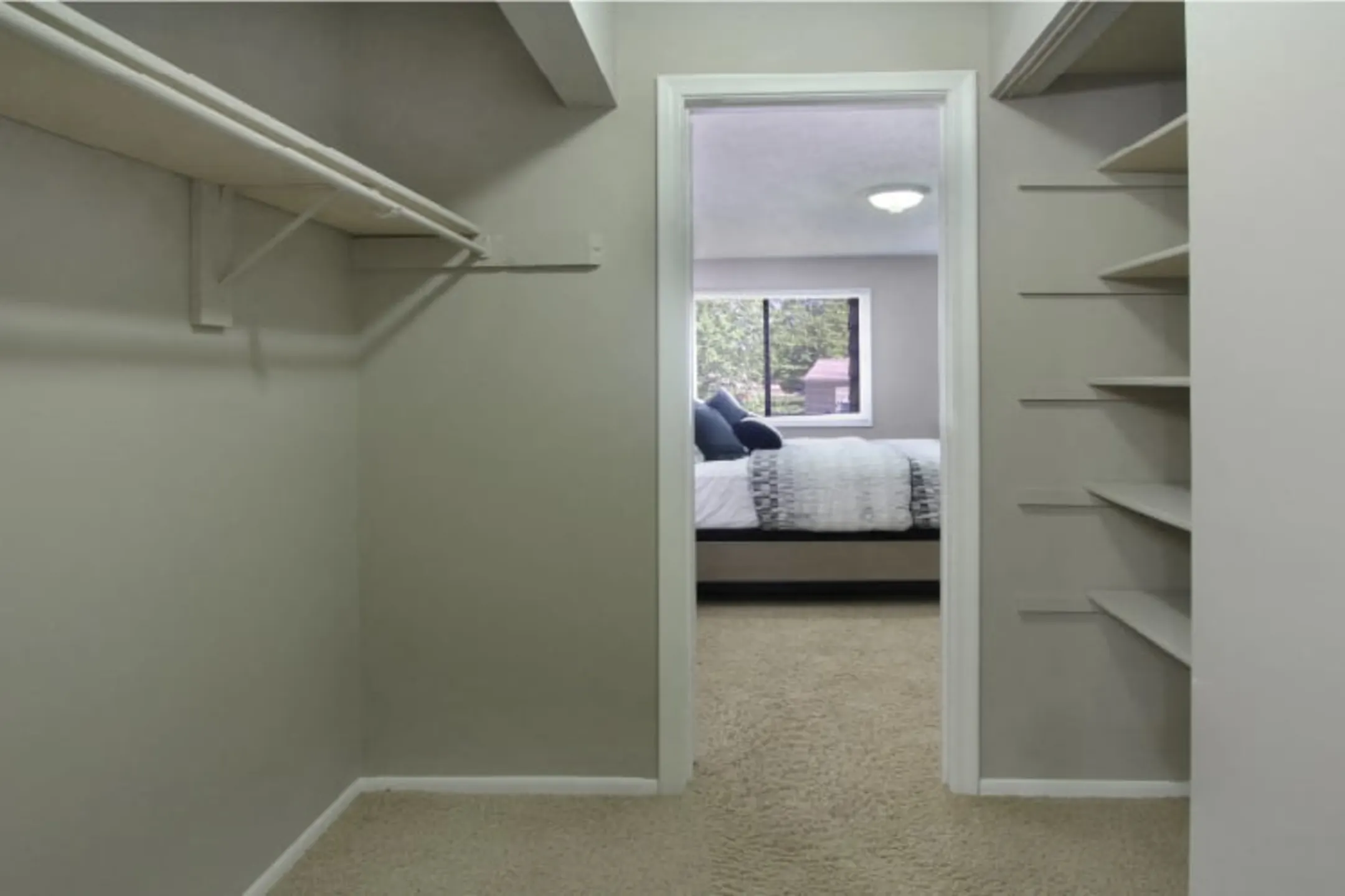 Inwood Village Apartments La Vista, NE 68128