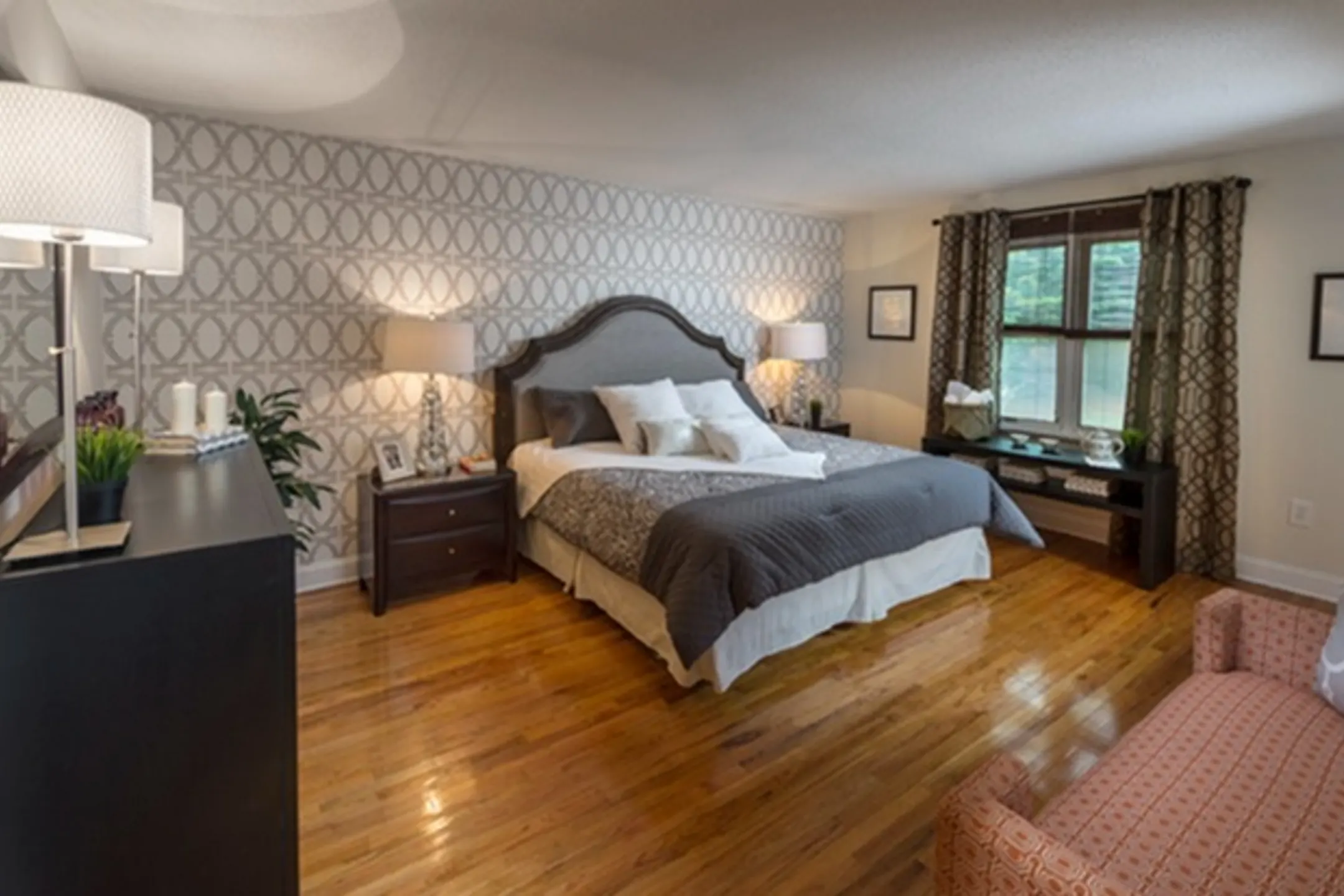 Hidden Lake Town And Country Apartments Apartments North Brunswick, NJ 08902