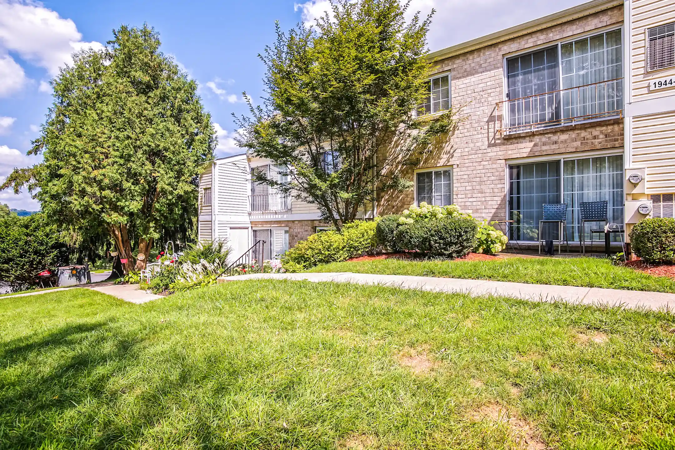 Hillside Apartments 1896 Crest Dr Coatesville, PA Apartments for