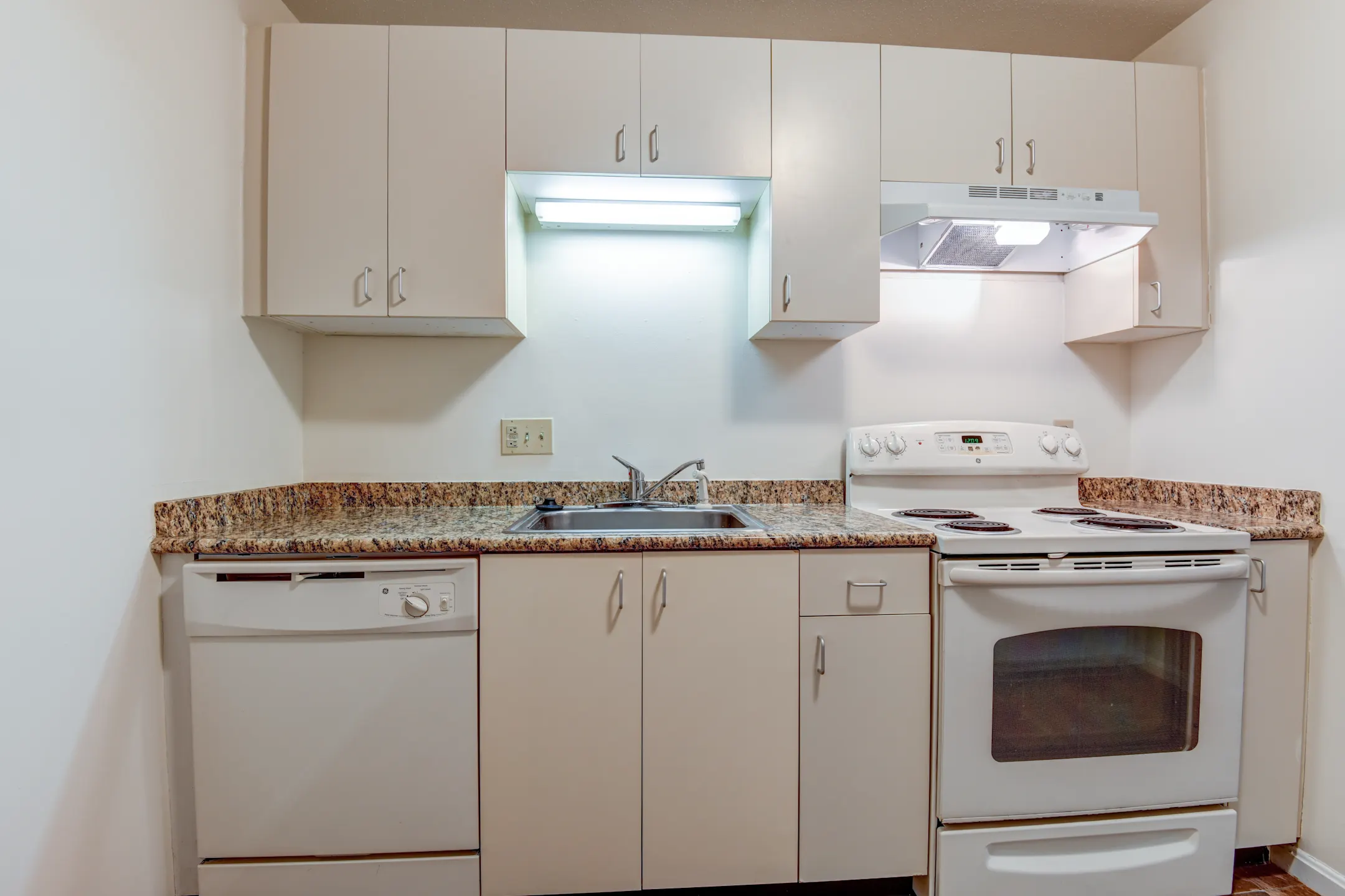 Four Winds Apartments Fall River, MA 02720