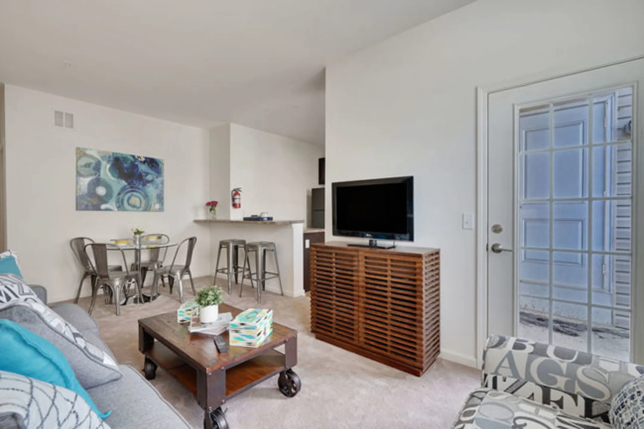 Living Room - Mi-Place at West Rancocas - Mount Holly, NJ