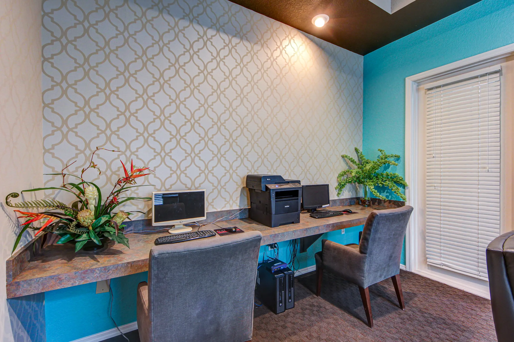 Living Room - Madison Park Road - Plant City, FL