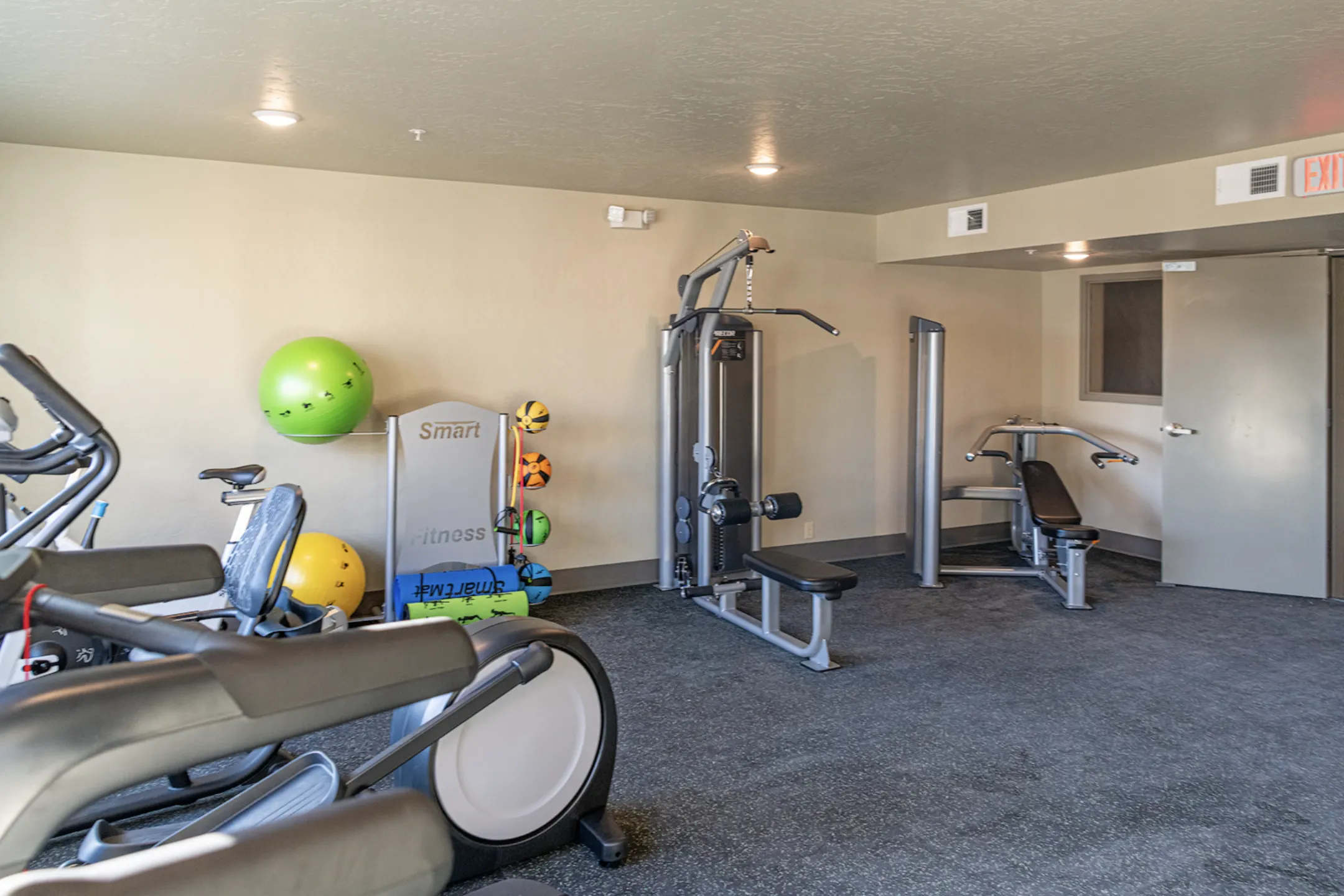 Fitness Weight Room - Adare Manor - Boise, ID