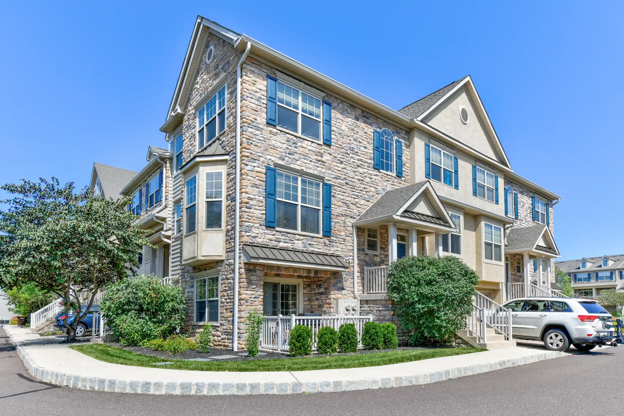 Heritage Pointe Townhomes Village Way Chalfont, PA Townhomes for