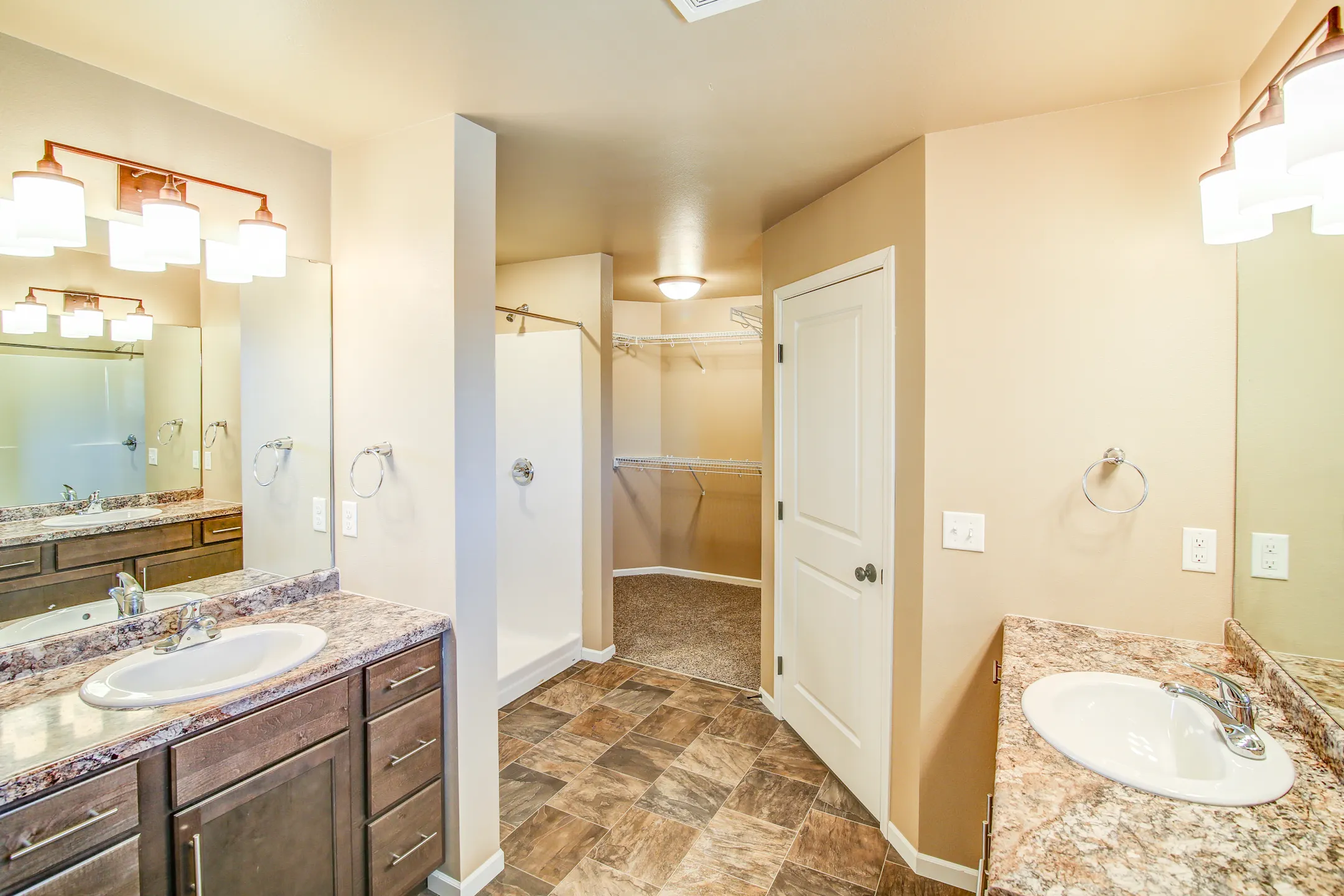 Bathroom - Cascade Townhomes - Mandan, ND