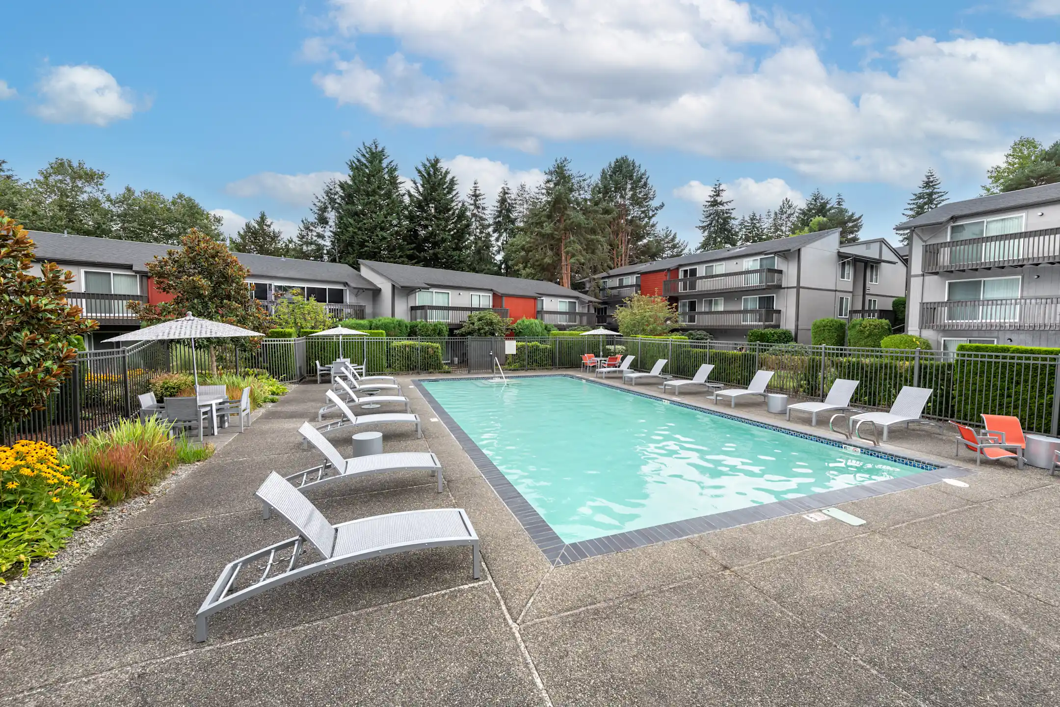 Edgewood park apartments bellevue wa 98007