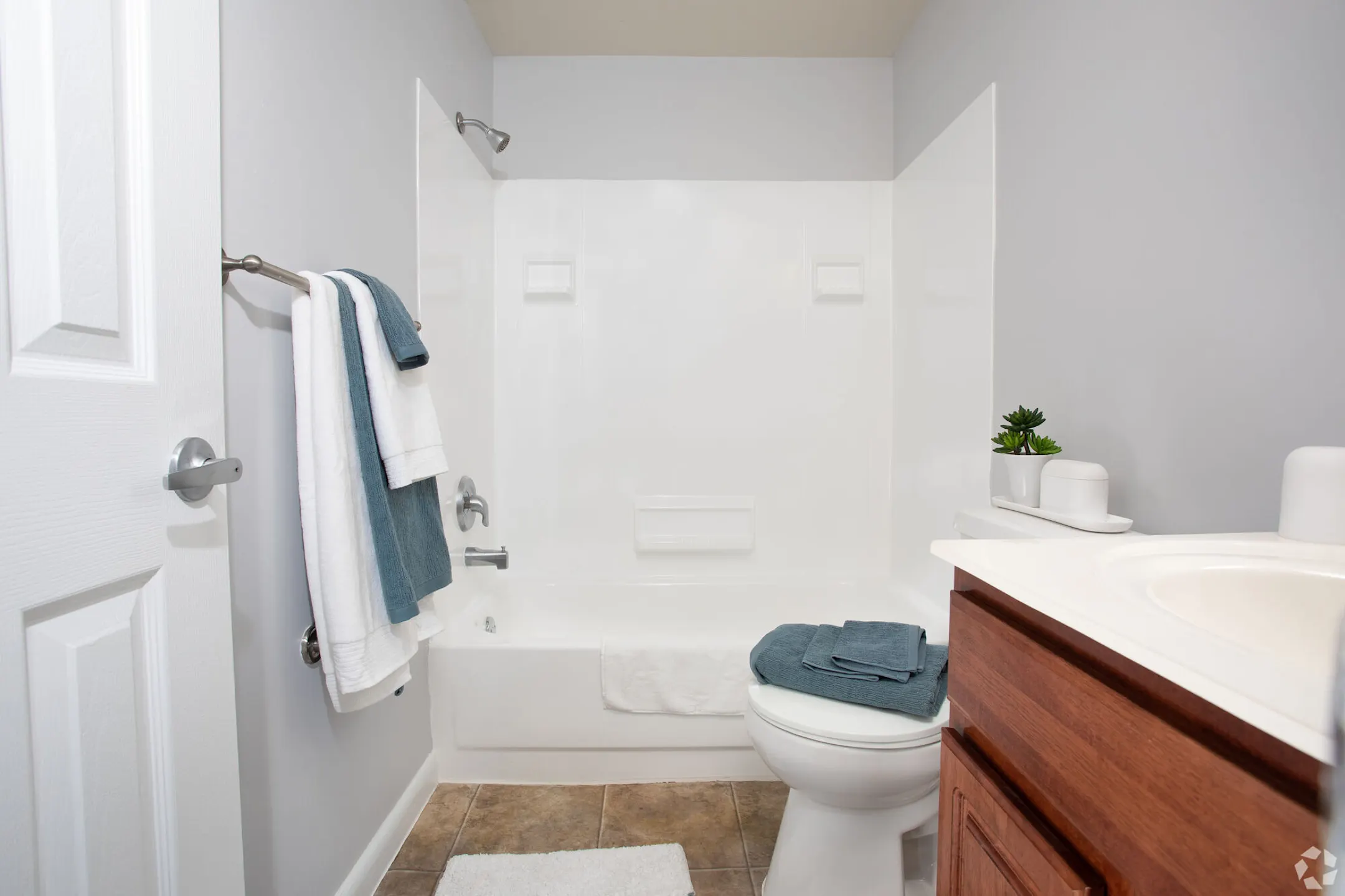 Bathroom - Heather Hill by Onewall - Temple Hills, MD