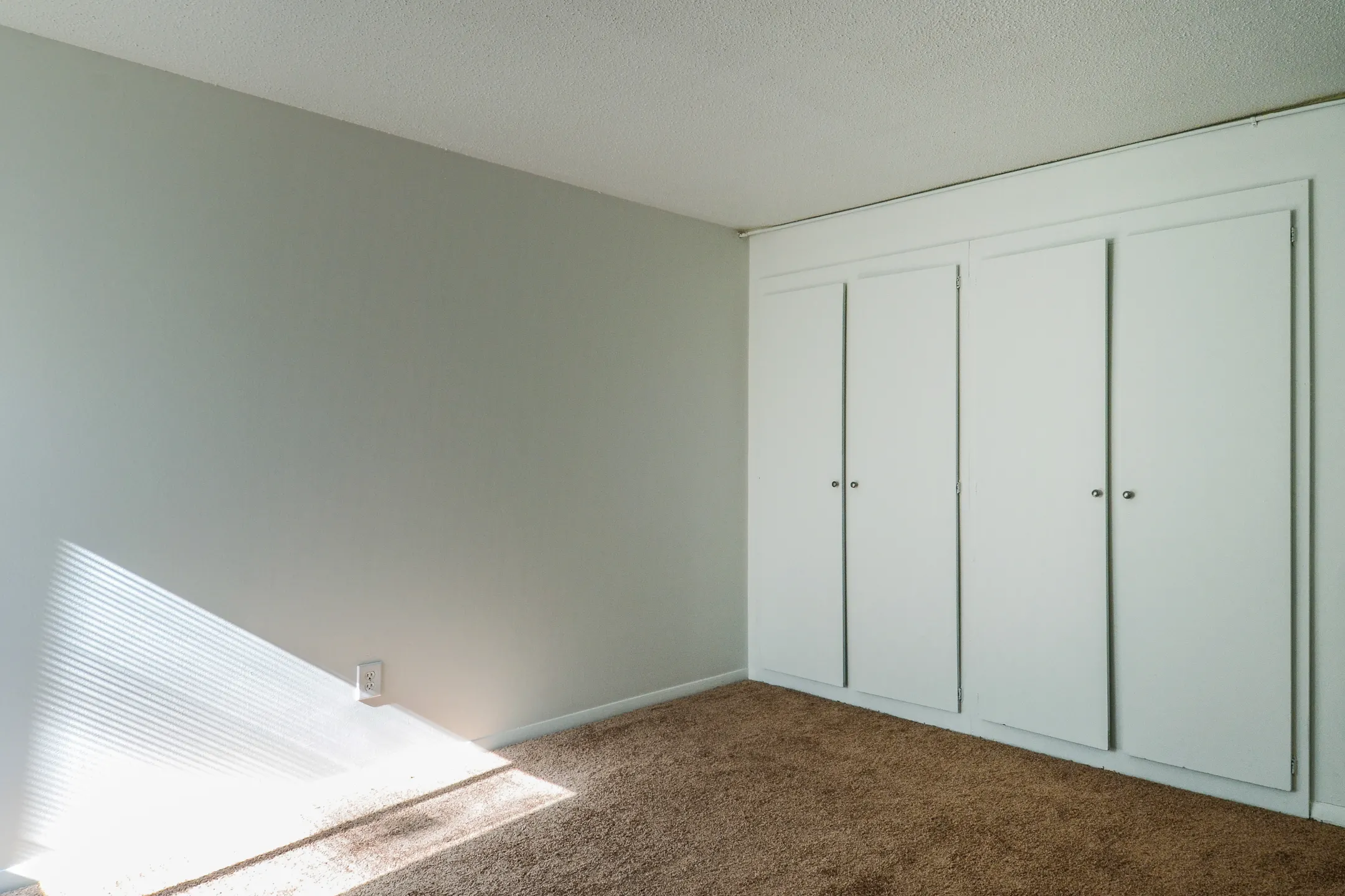 Bedroom - Sandy Lane Apartments - Warwick, RI