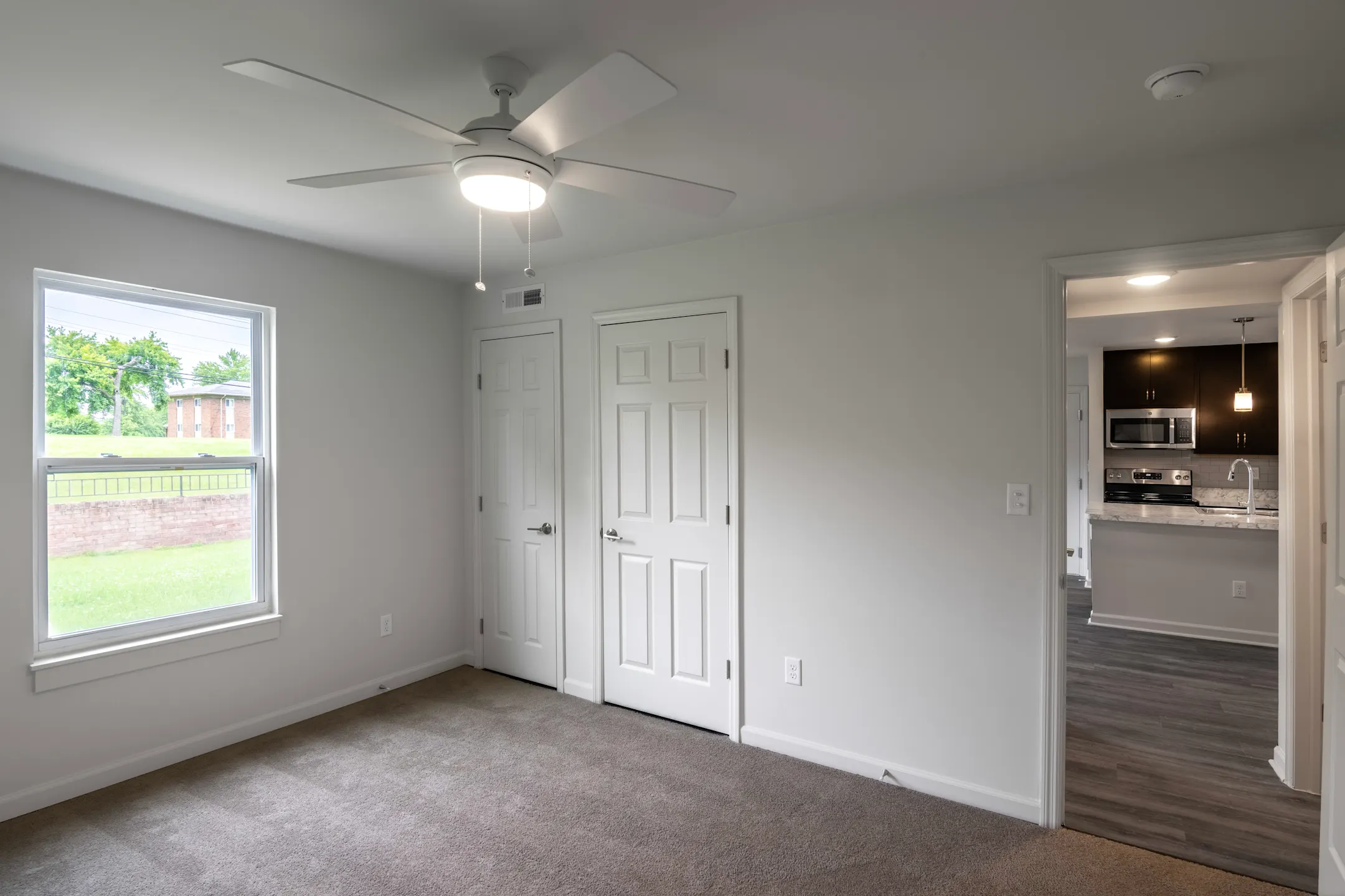 Versailles Village 151 Versailles Cincinnati, OH Apartments for