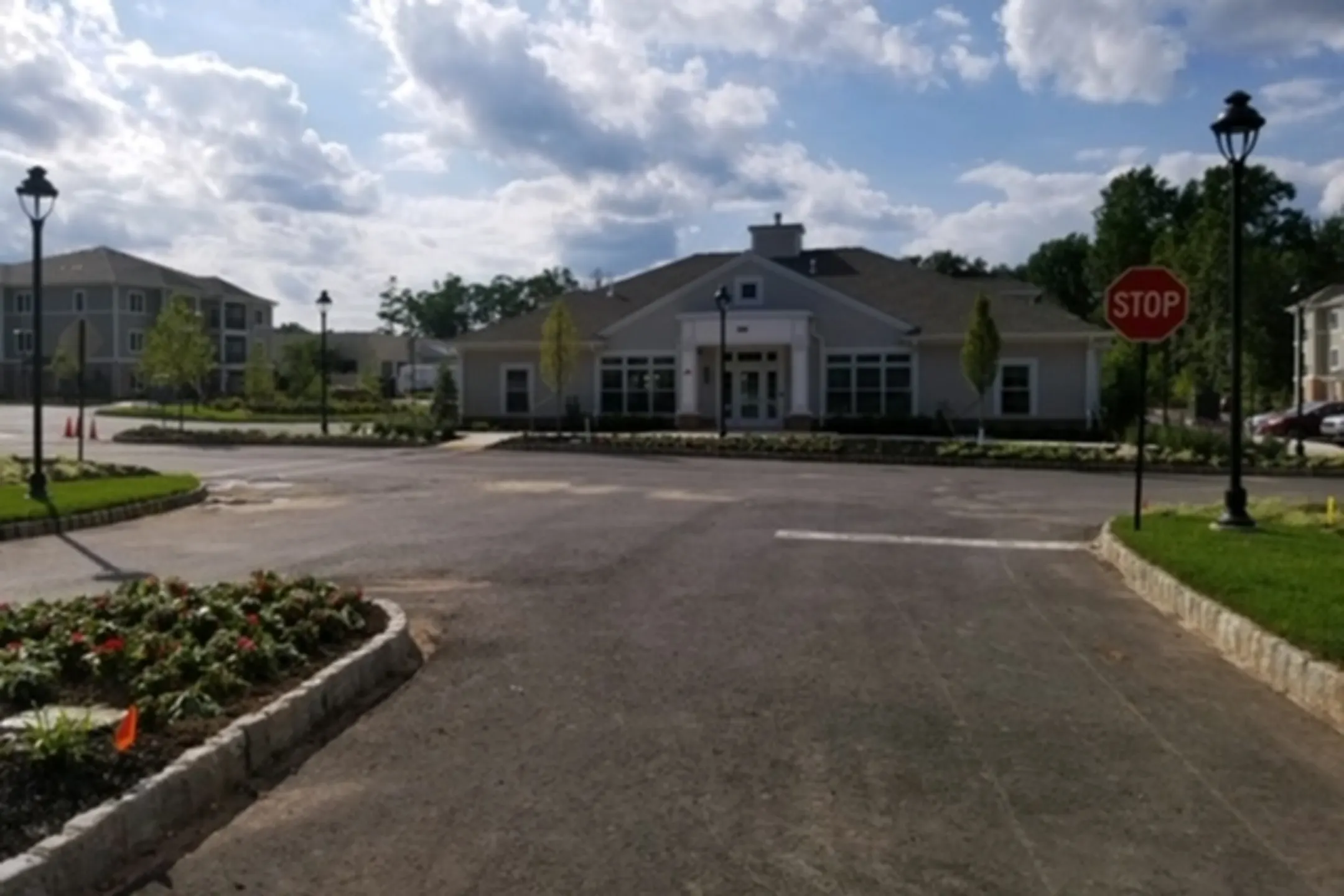 Heritage Court 221 Yorkshire Cir Ewing, NJ Apartments for Rent Rent.