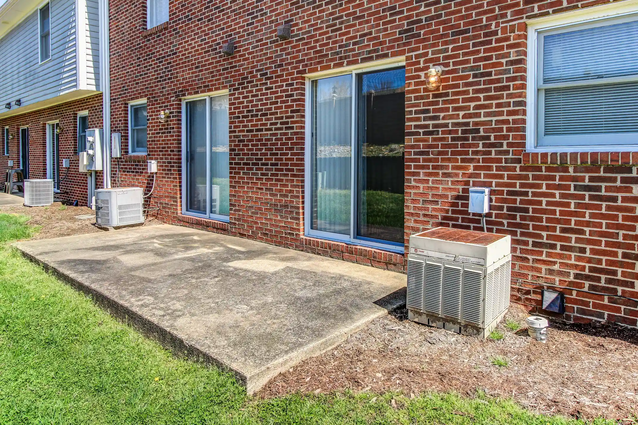 Wellington Manor 16 Molly Cir Martinsville, VA Apartments for Rent