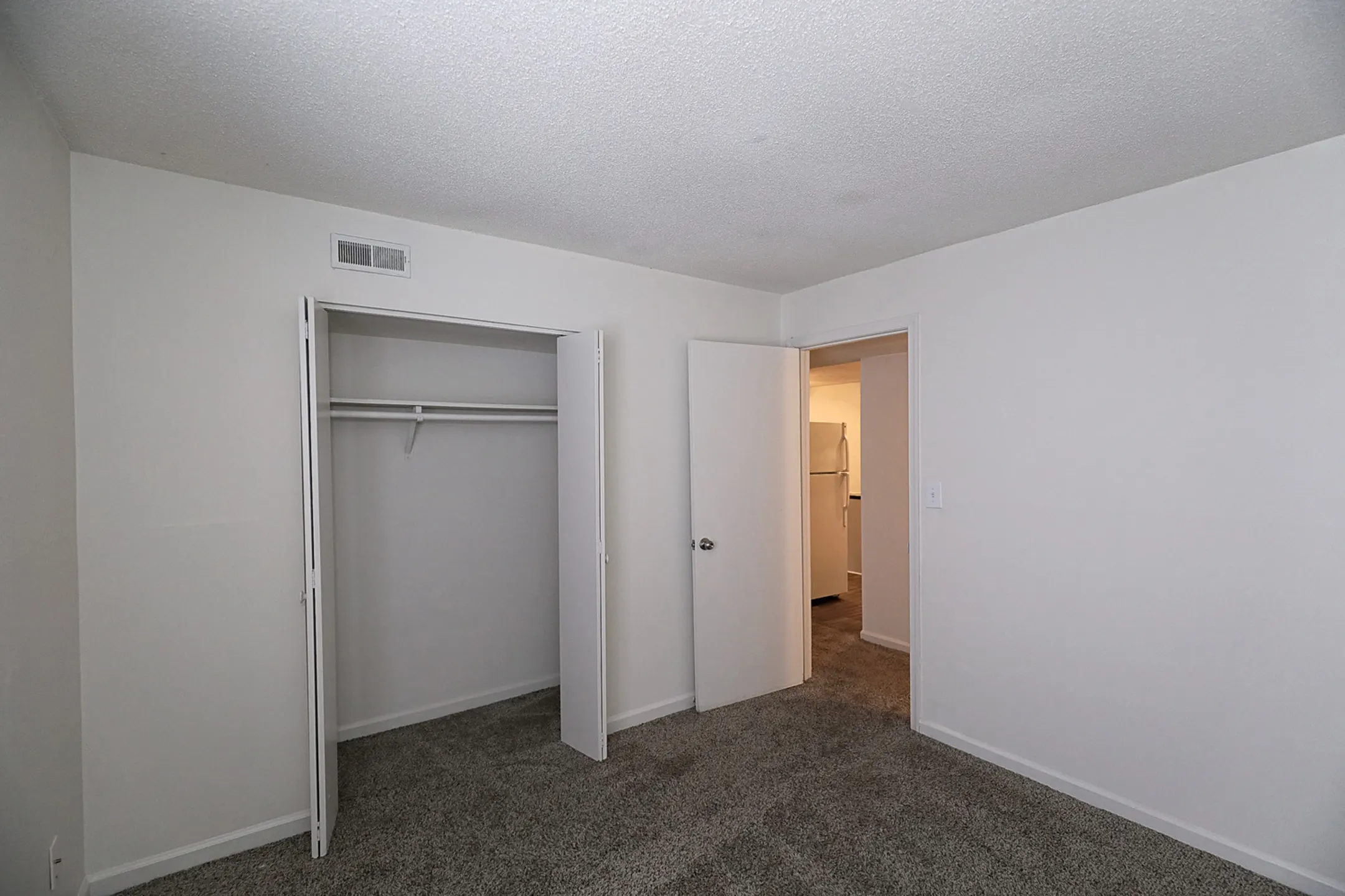 The Morehead 5518 W Market St Greensboro, NC Apartments for Rent