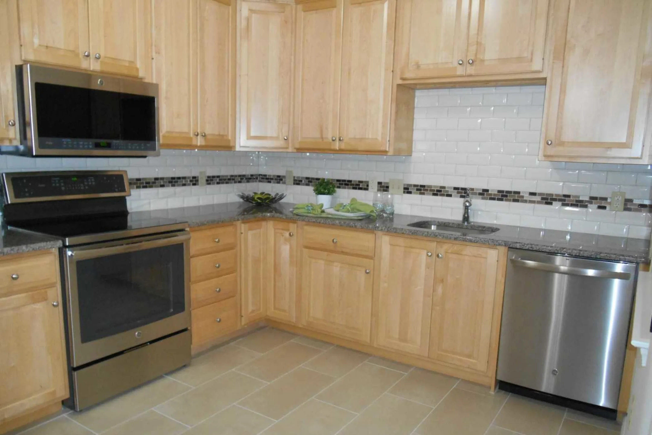 Kitchen - Amberley At Blue Bell - Blue Bell, PA