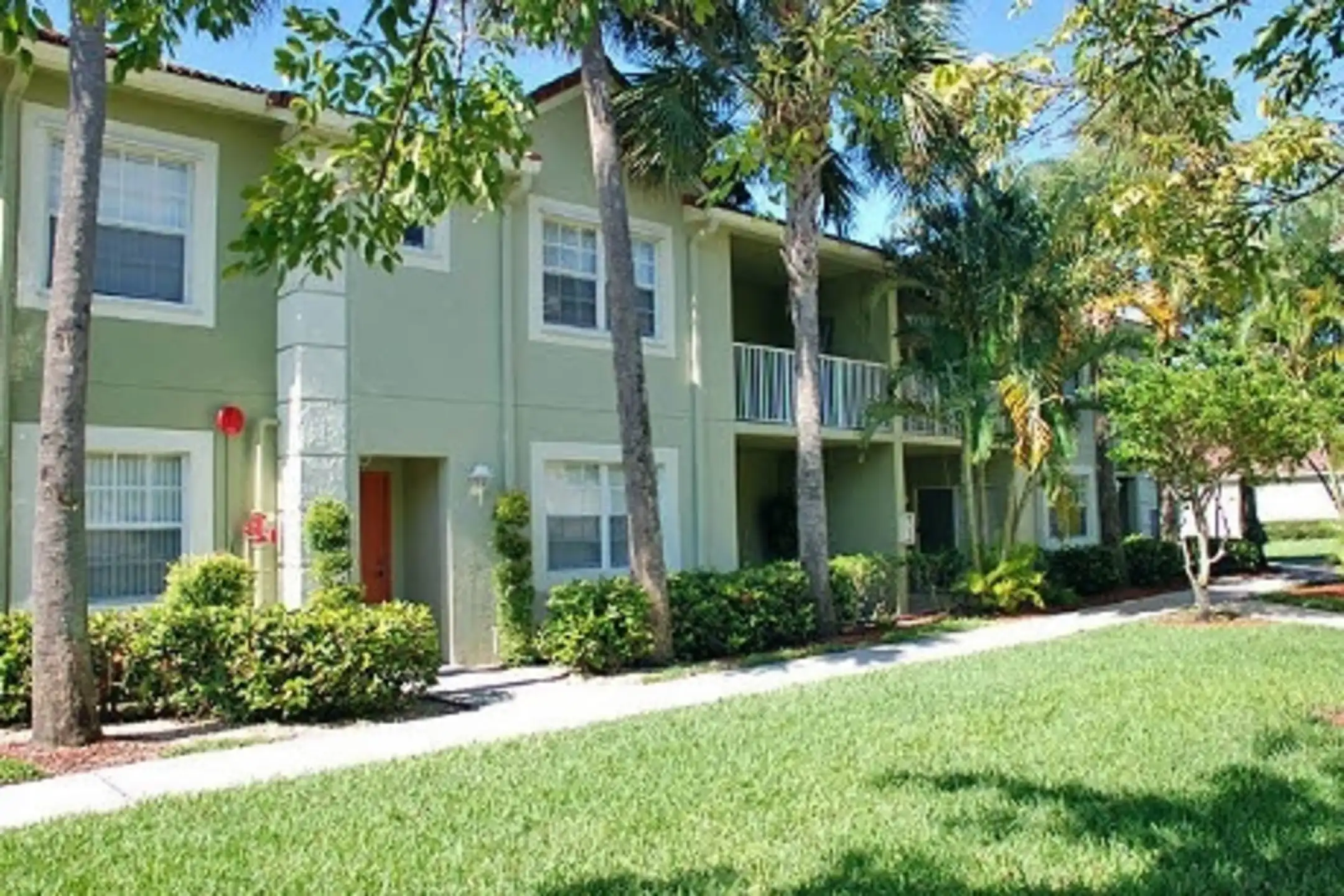 ARIUM Cypress Lakes Apartments Oakland Park, FL 33309