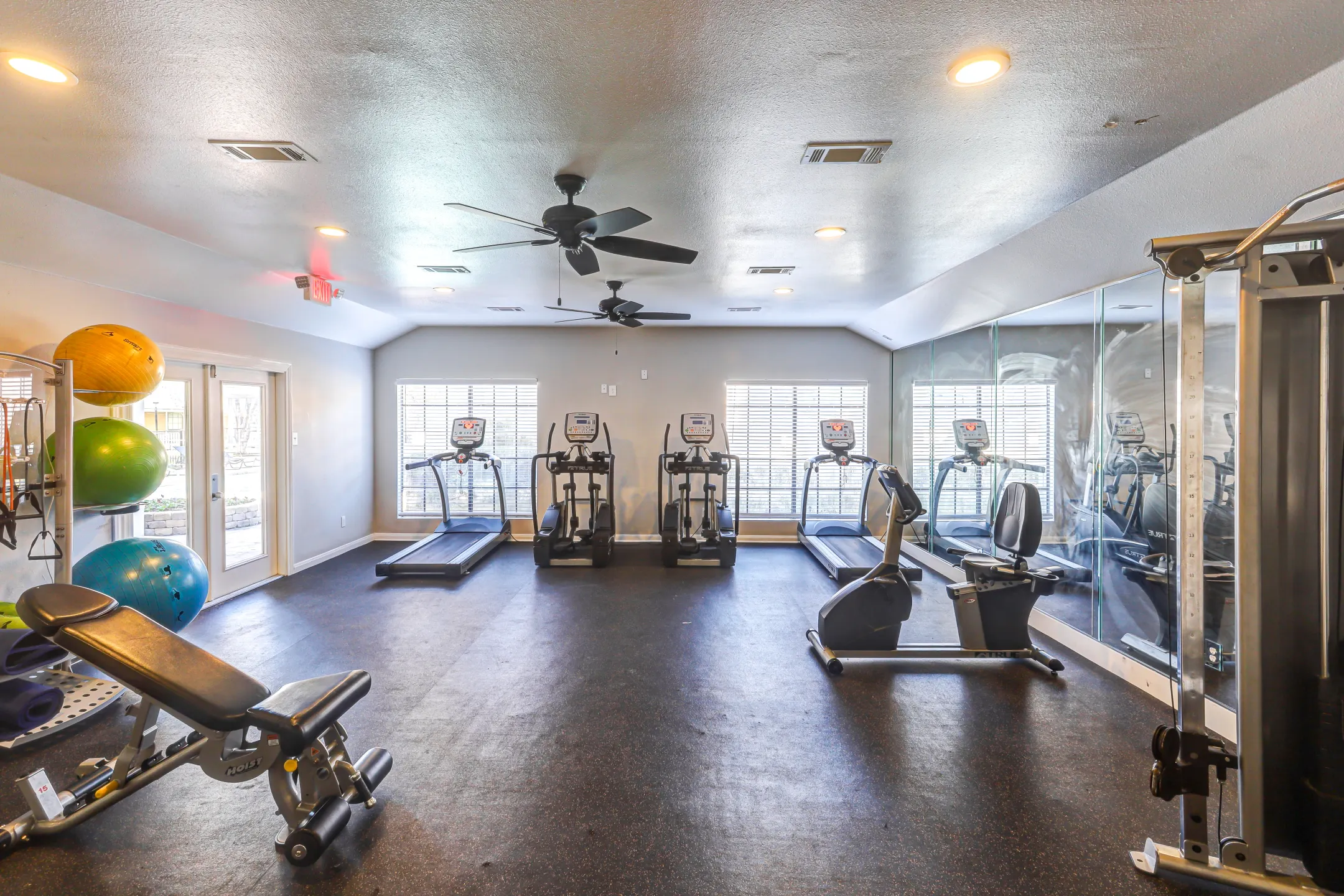 Fitness Weight Room - Chelsea at Bellevue - Houston, TX