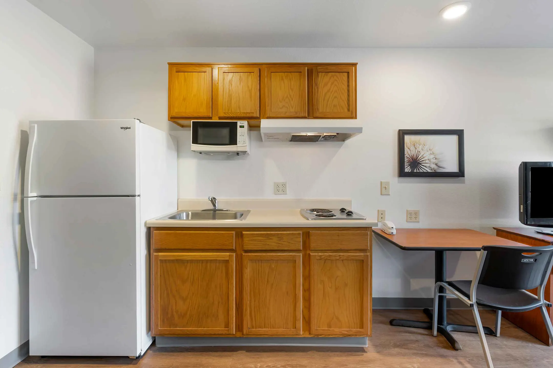 Furnished Studio Lakeland Apartments Lakeland, FL 33805