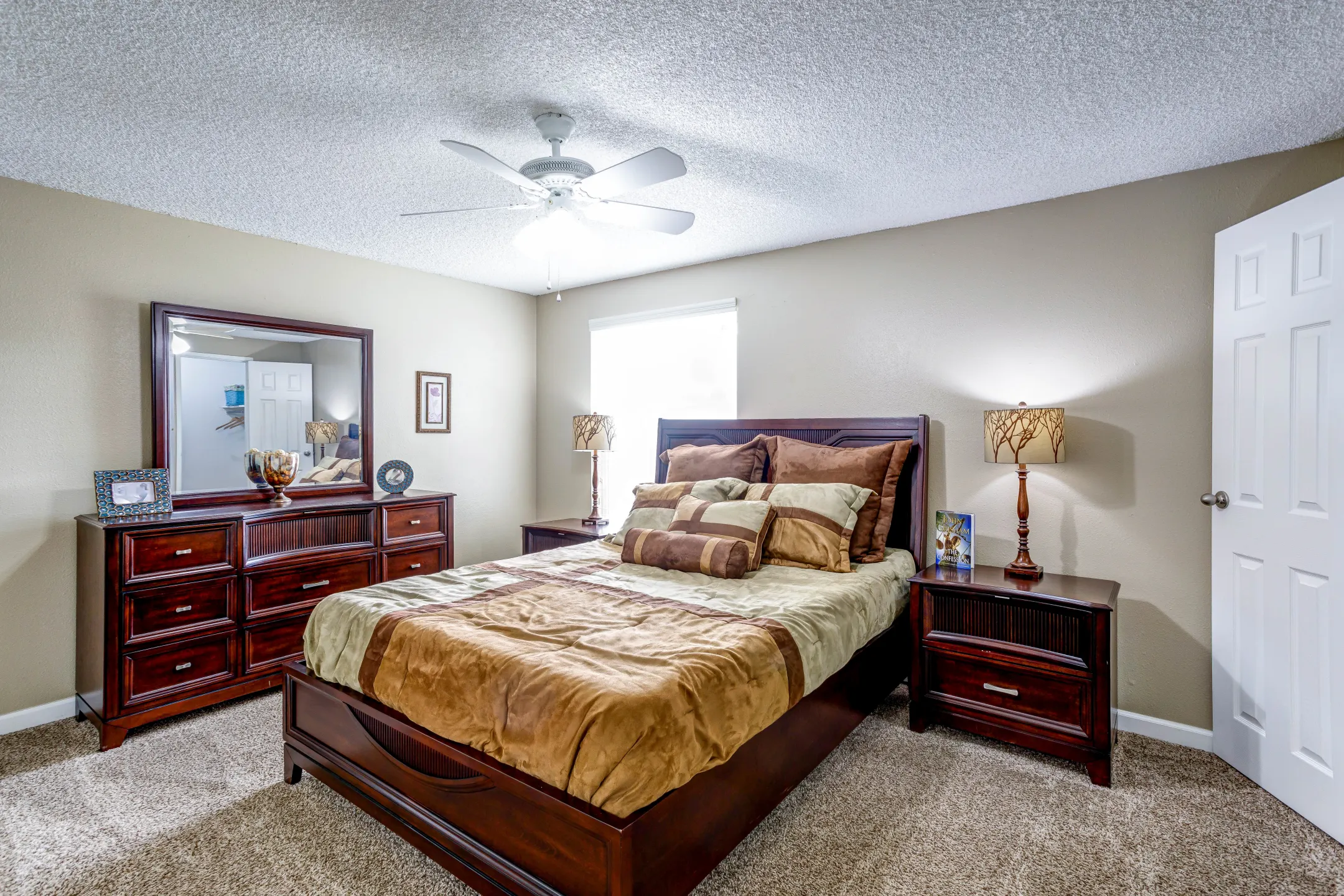 Sterling Heights Apartments - Greeley, CO 80634