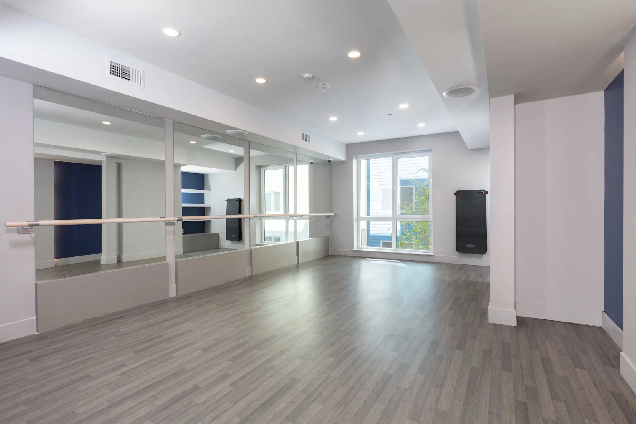 The Triton Apartments Foster City, CA 94404