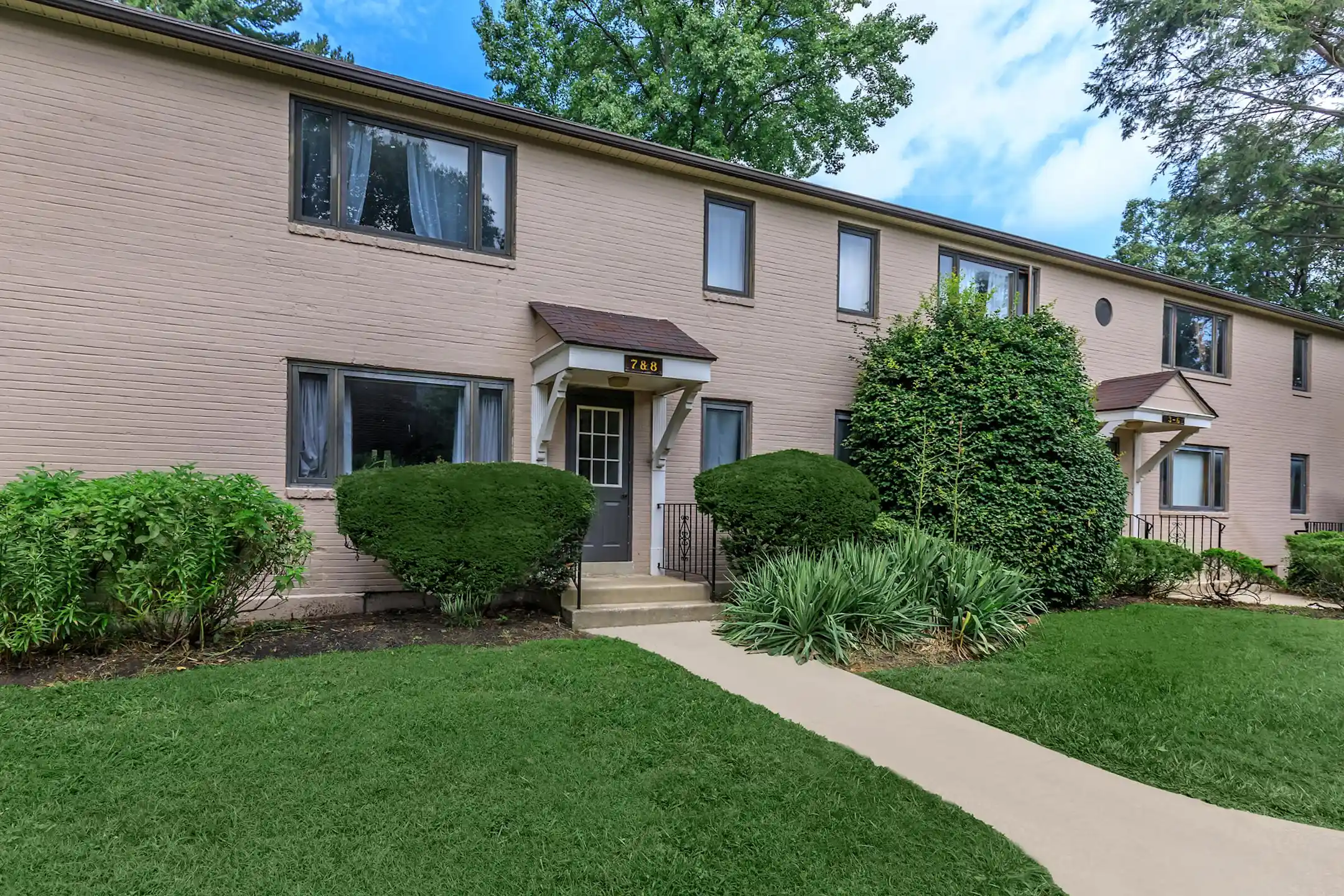 Drexelbrook Residential Community Apartments Drexel Hill, PA 19026