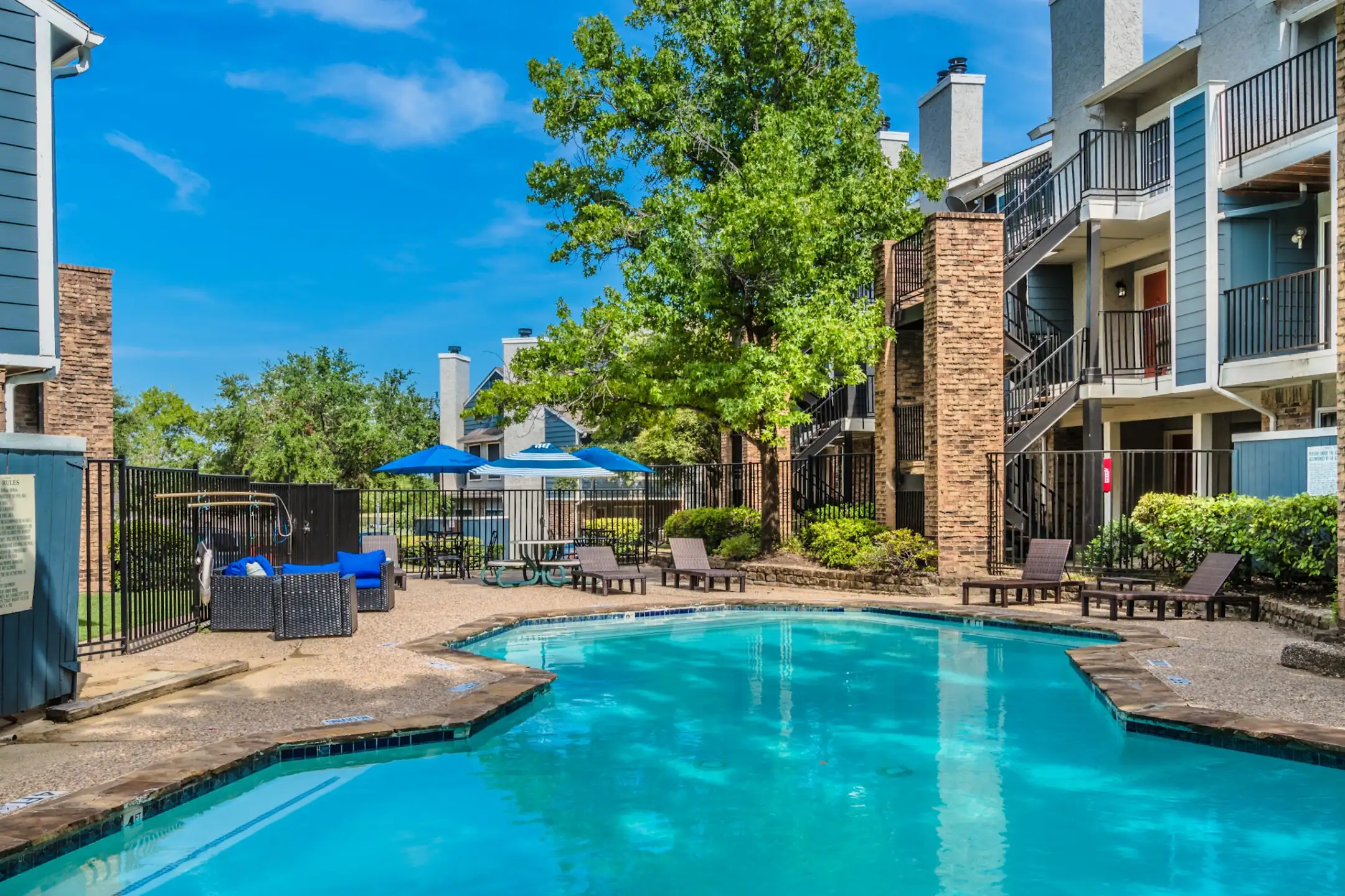 Hills Of Palos Verdes 930 W Interstate 30 Garland, TX Apartments for Rent Rent.