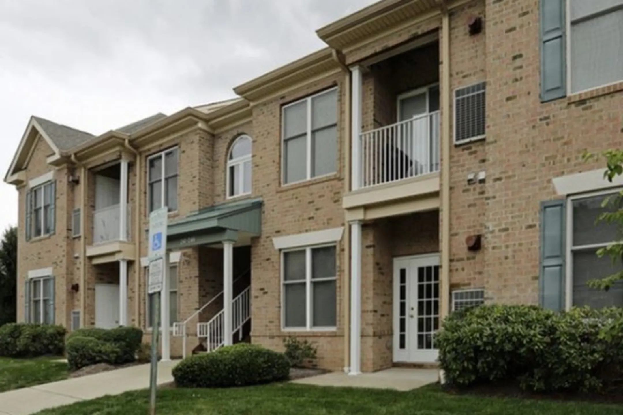 Heritage Court Apartments Ewing NJ 08628