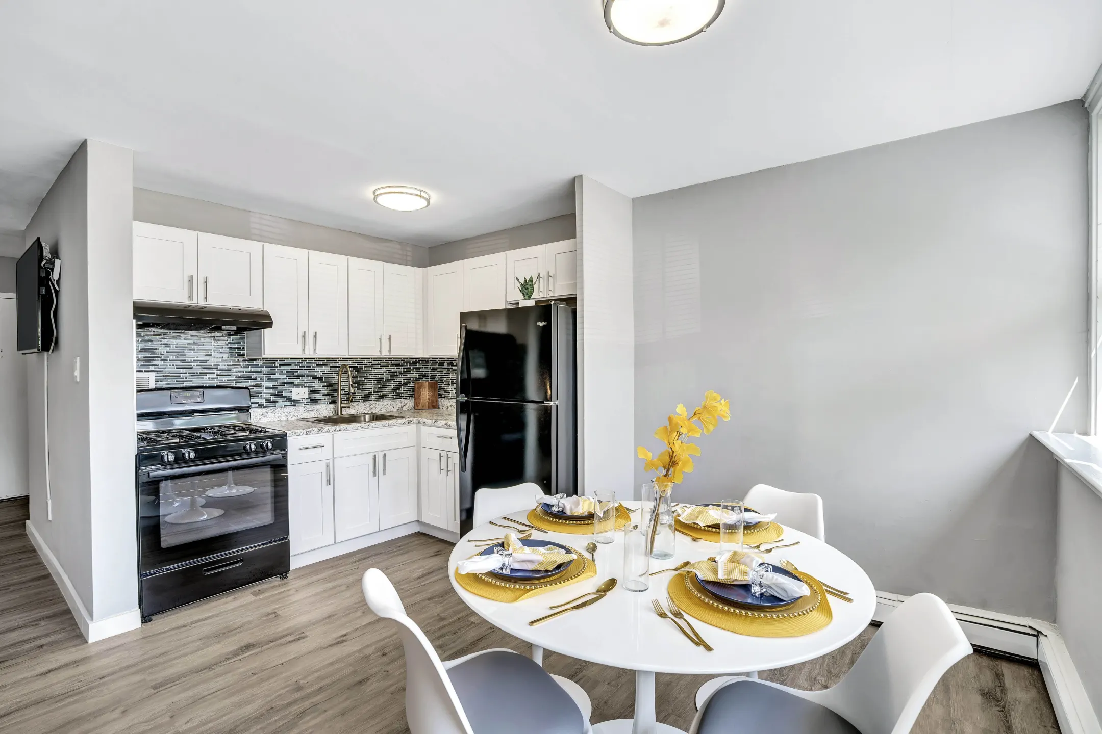 Woods Edge Apartment Homes 220 S Lenola Rd Maple Shade, NJ