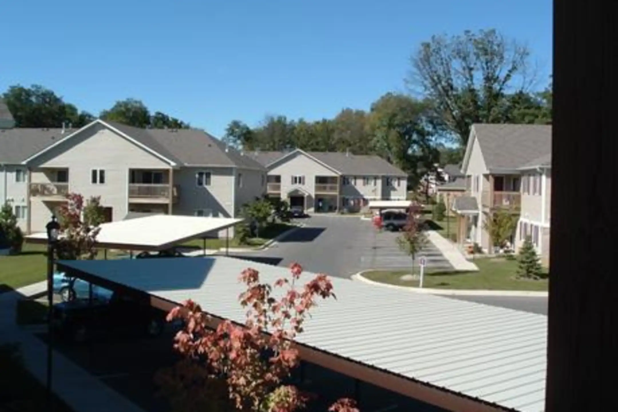 Pool - Whitmore Lake Apartments - Whitmore Lake, MI