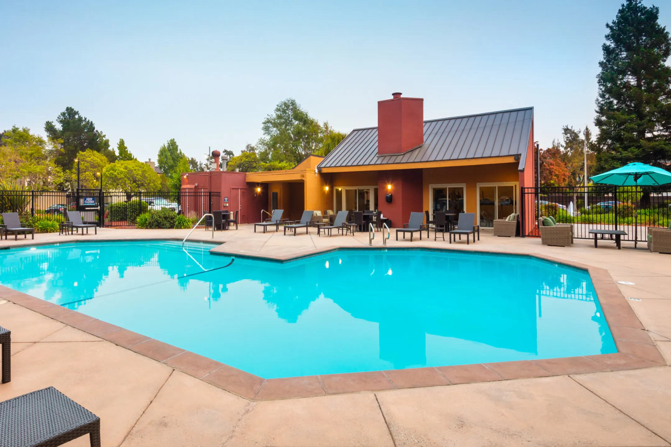 Pool - Laurel Crossing Apartments Homes - San Mateo, CA