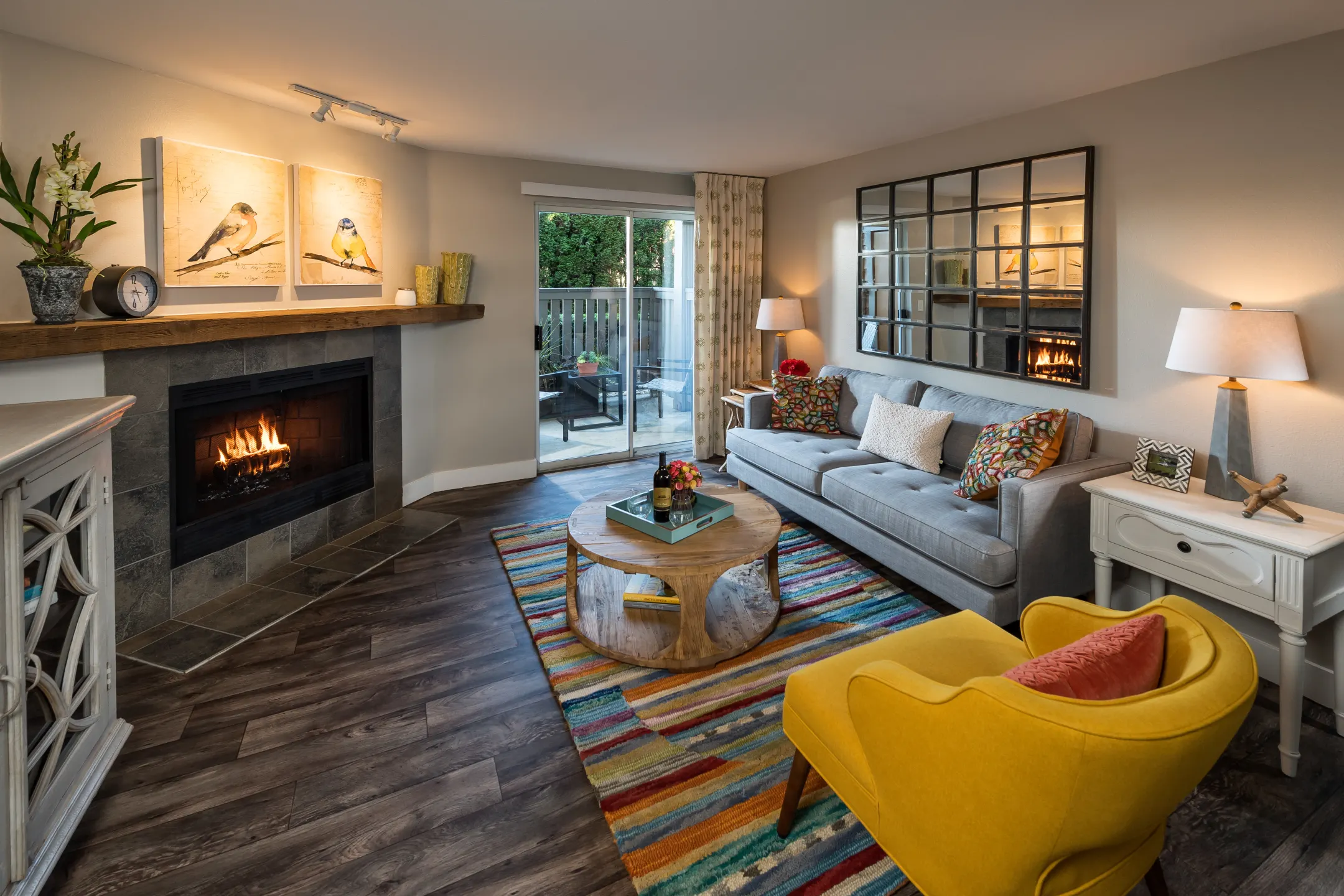 Living Room - Campbell Run - Woodinville, WA