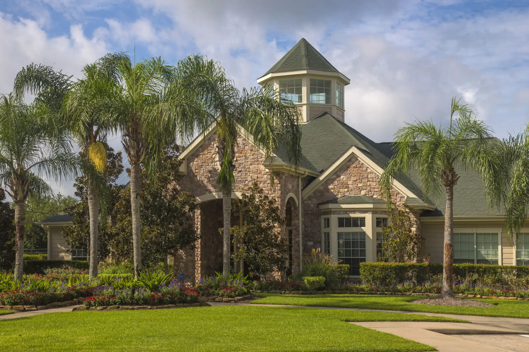 2800 Tranquility Apartments Pearland, TX 77584