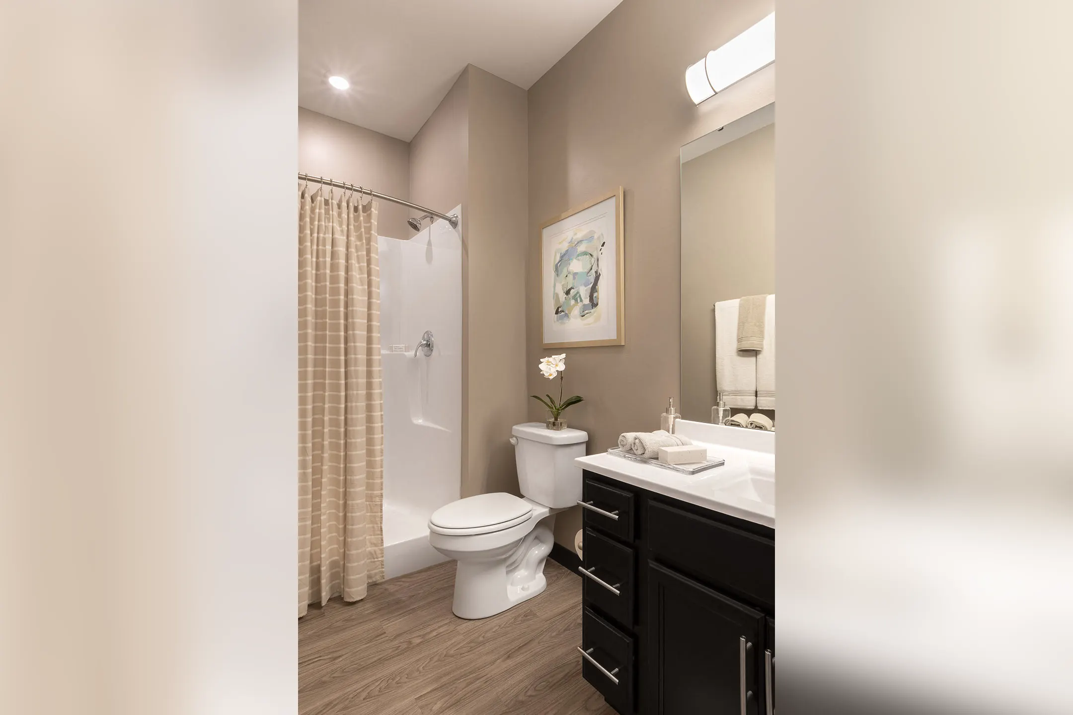 Thirteen01 at Hartman Lakes Apartments Shiloh, IL 62269