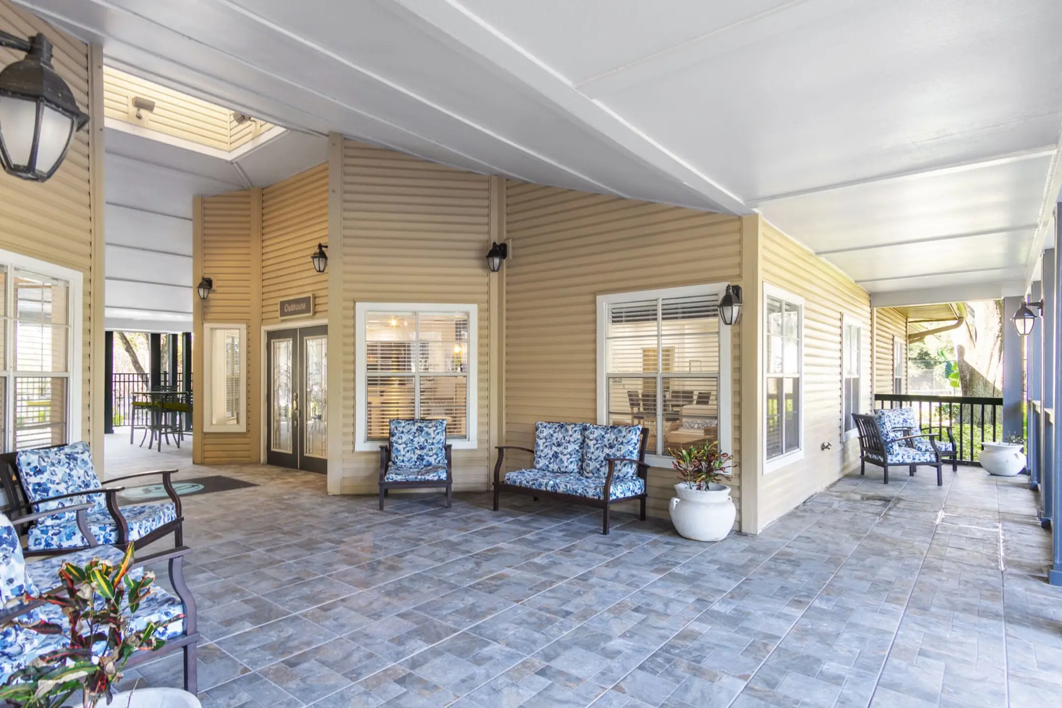 Lakewood Place Apartments Brandon, FL 33510