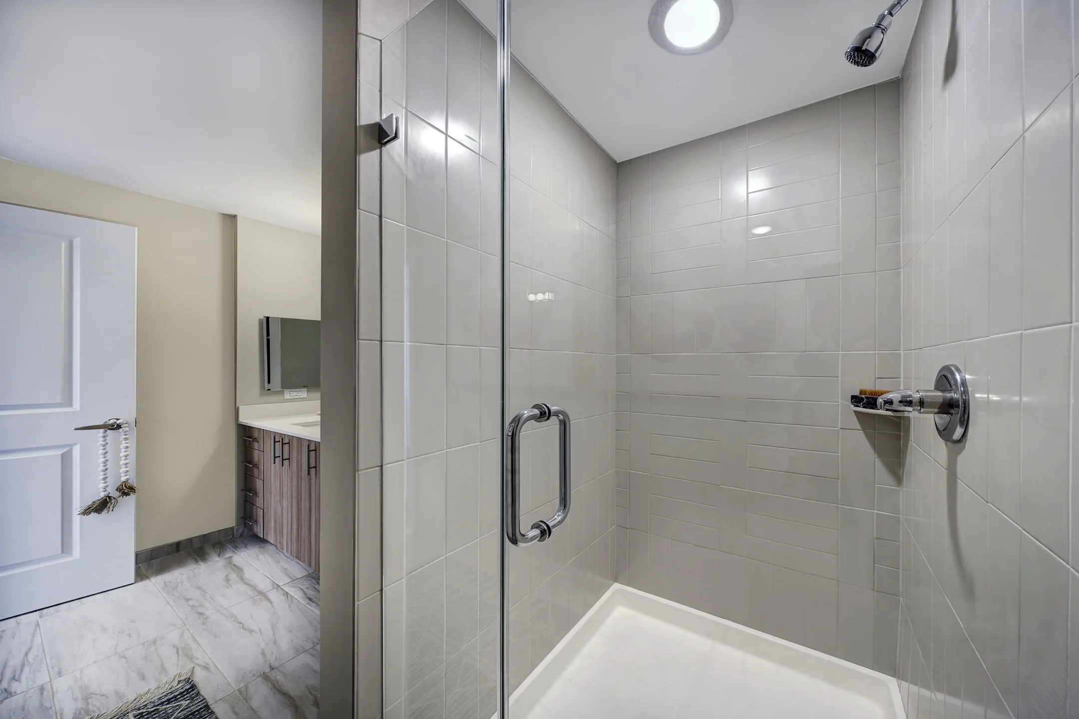 Bathroom - The Pomelo - Miami Gardens, FL