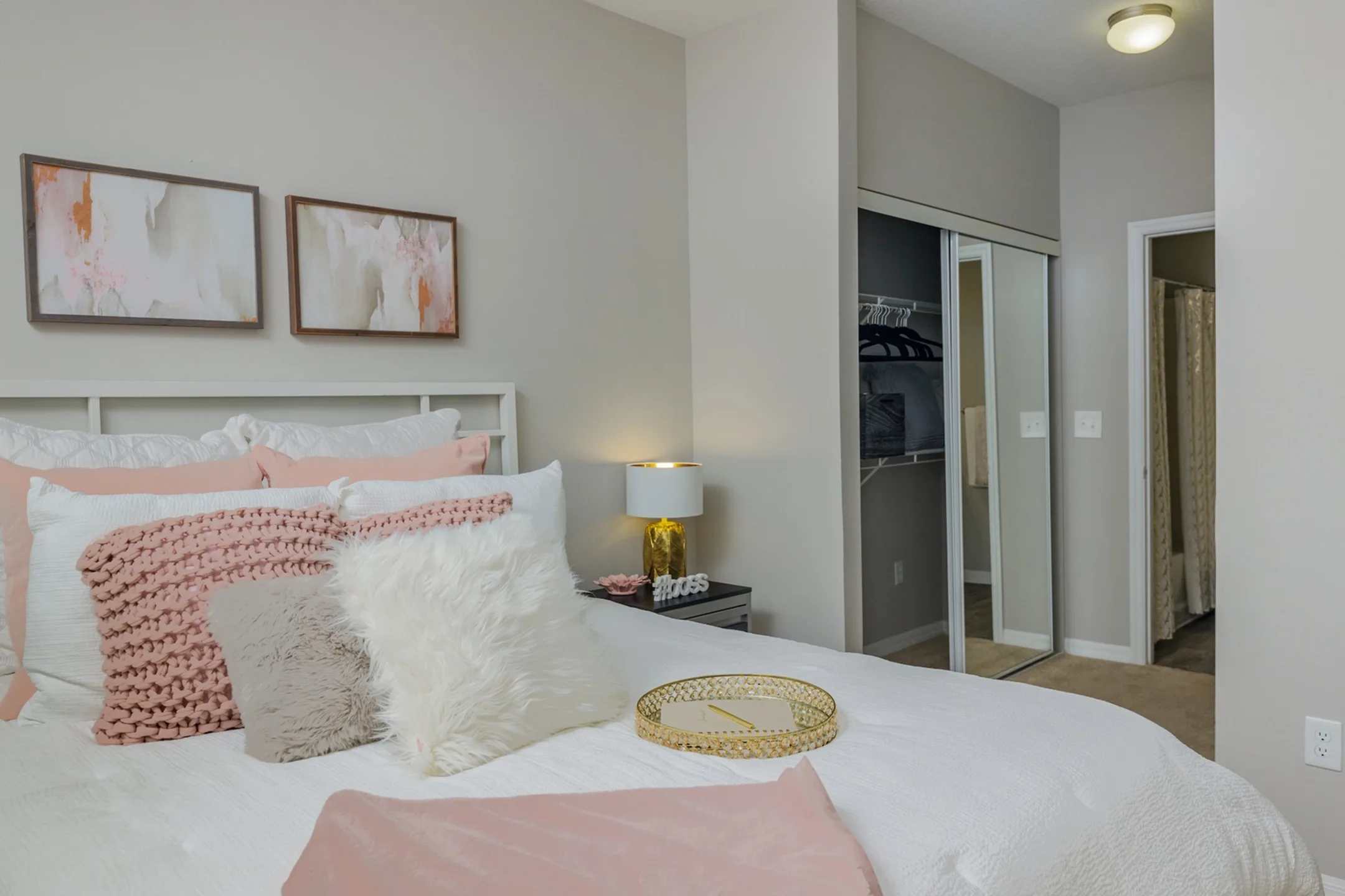 West 10 Apartments Per Bed Lease Apartments Tallahassee, FL 32304