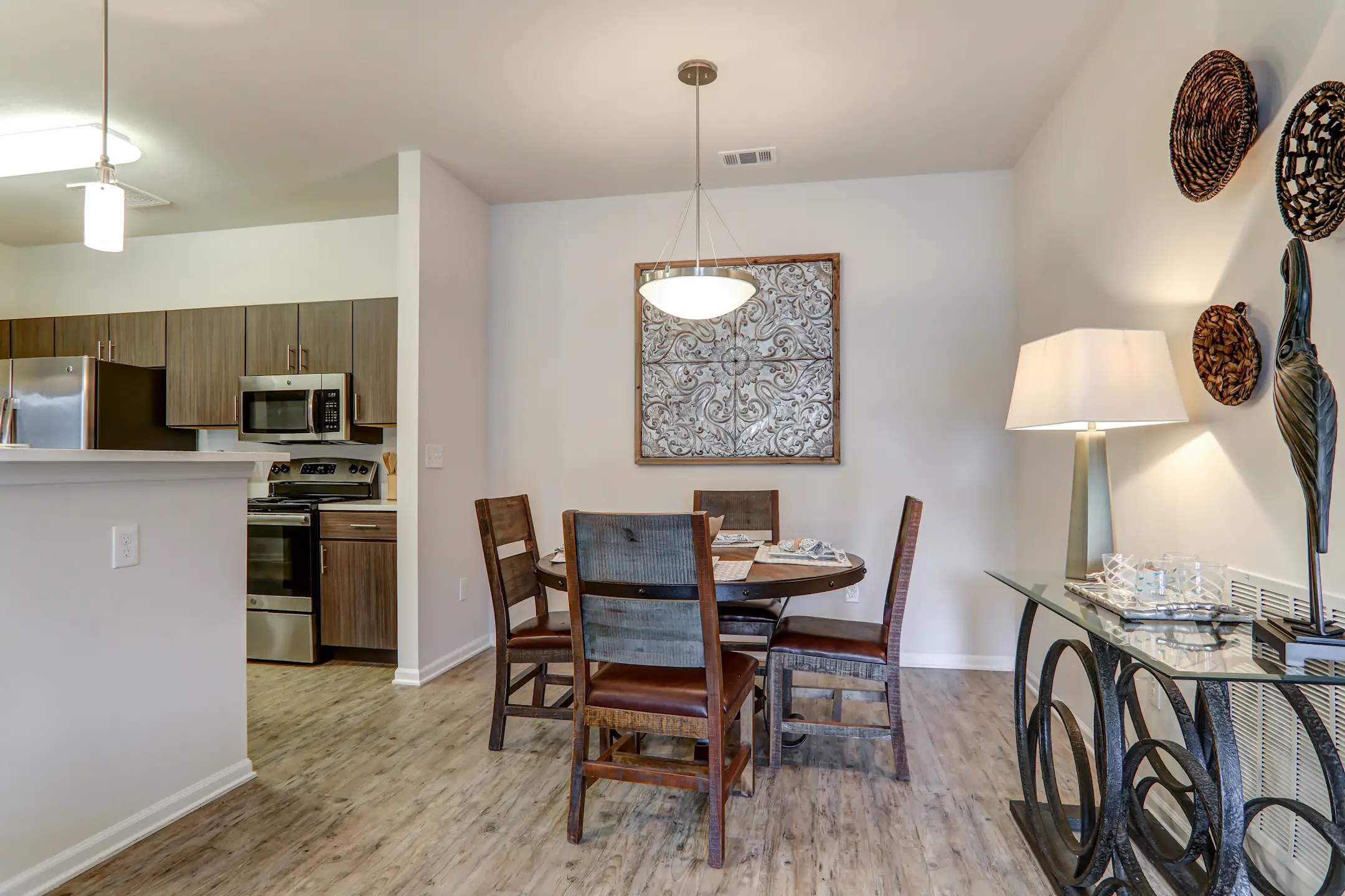 Colonnade at Eastern Shore Apartments Daphne, AL 36526