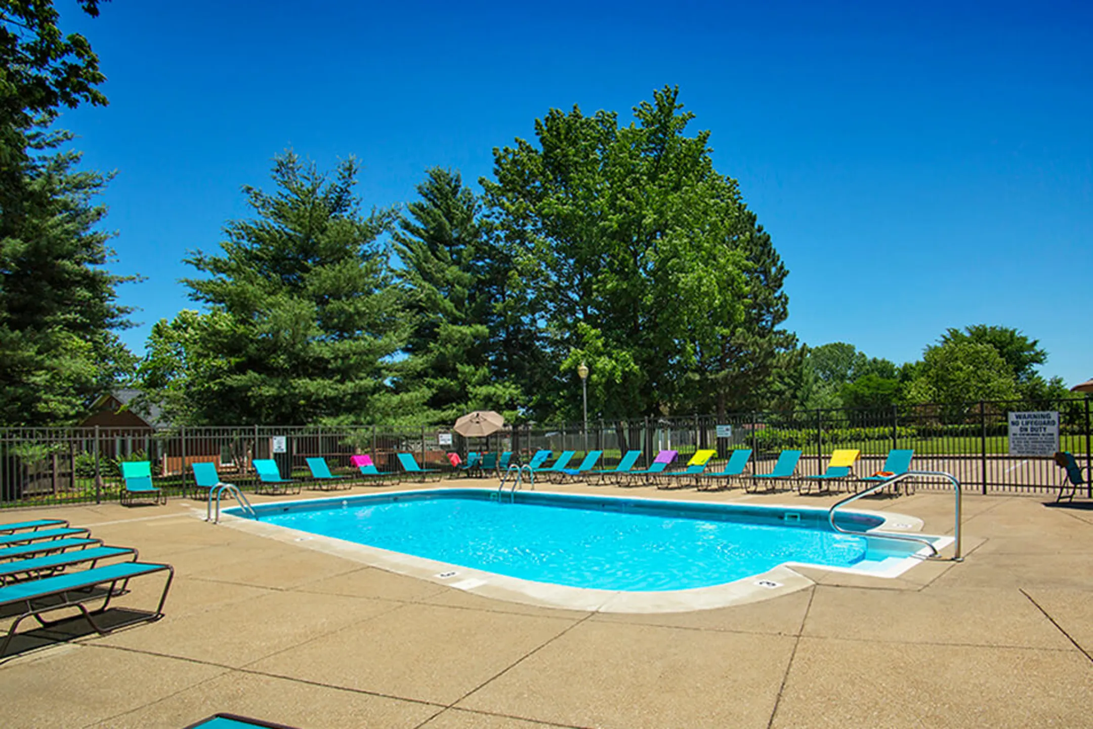 Pool - Indian Woods Apartments of Evansville - Evansville, IN