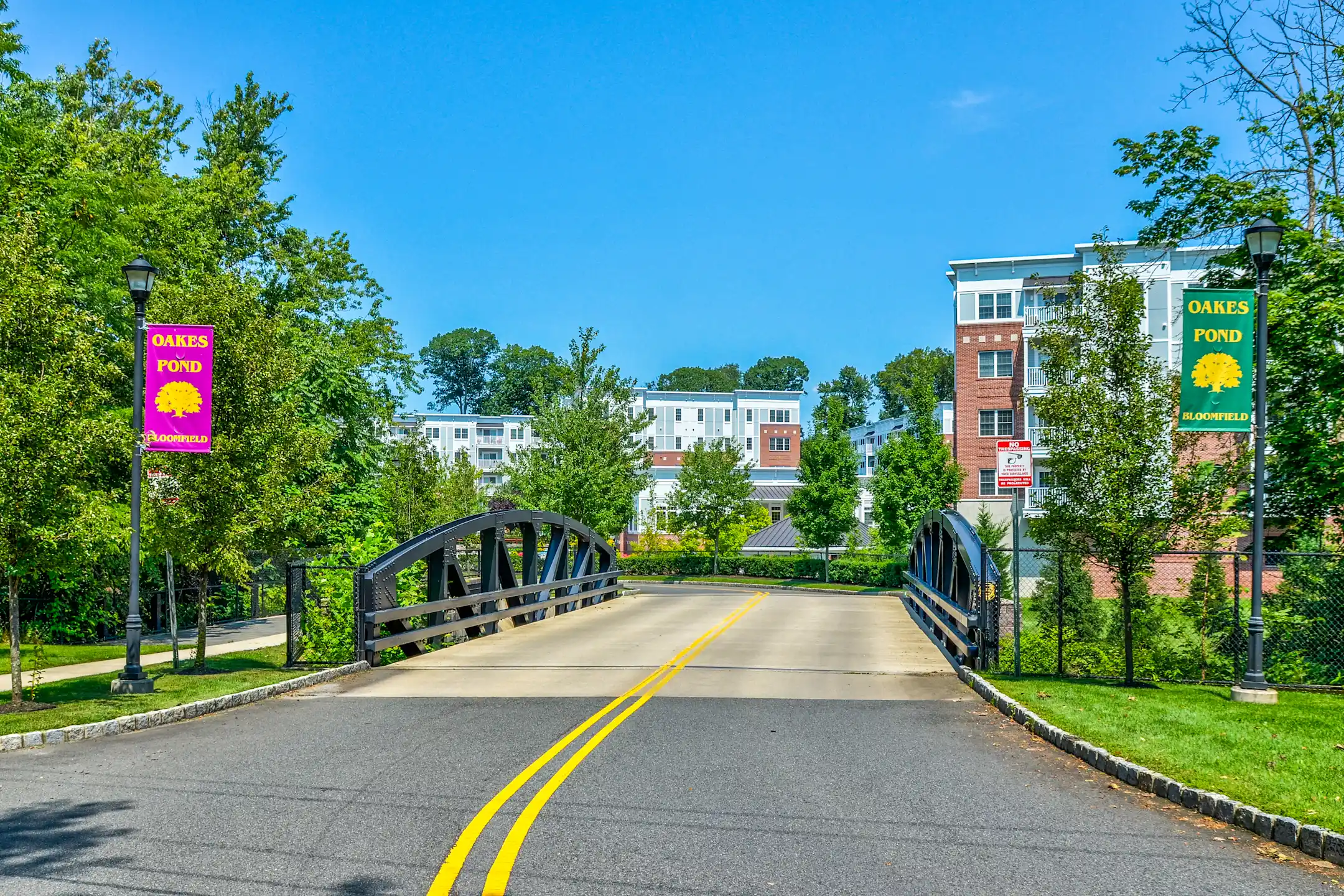 Oakes Pond at Bloomfield Apartments Bloomfield, NJ 07003